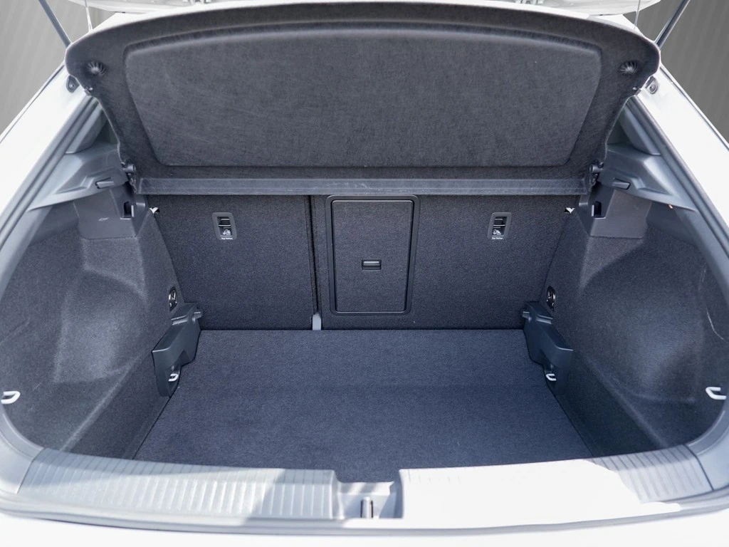 Volkswagen-T-Roc-image-5