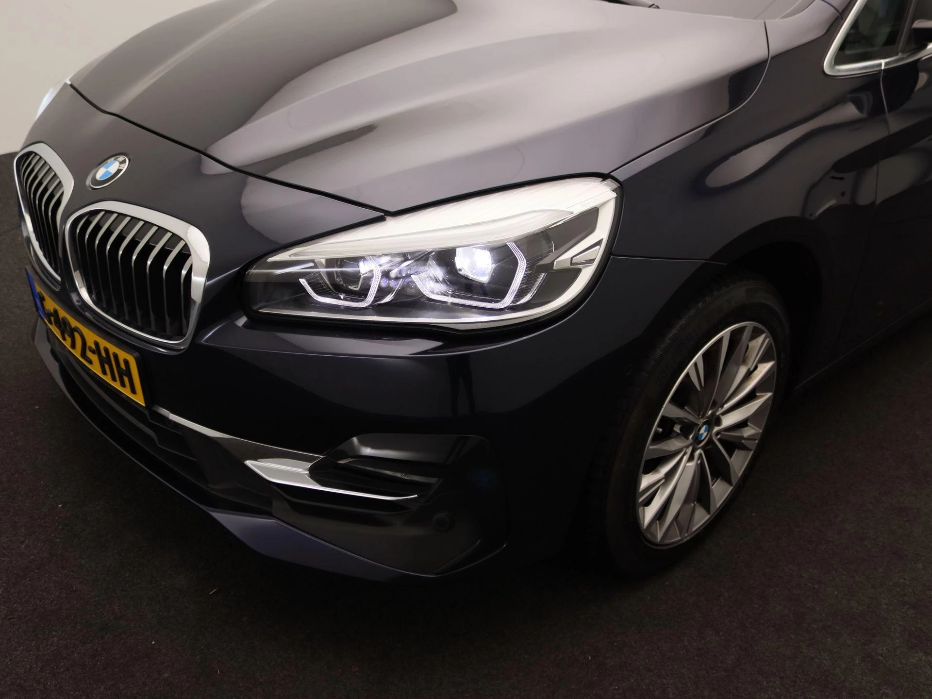 BMW-2 Serie-image-16