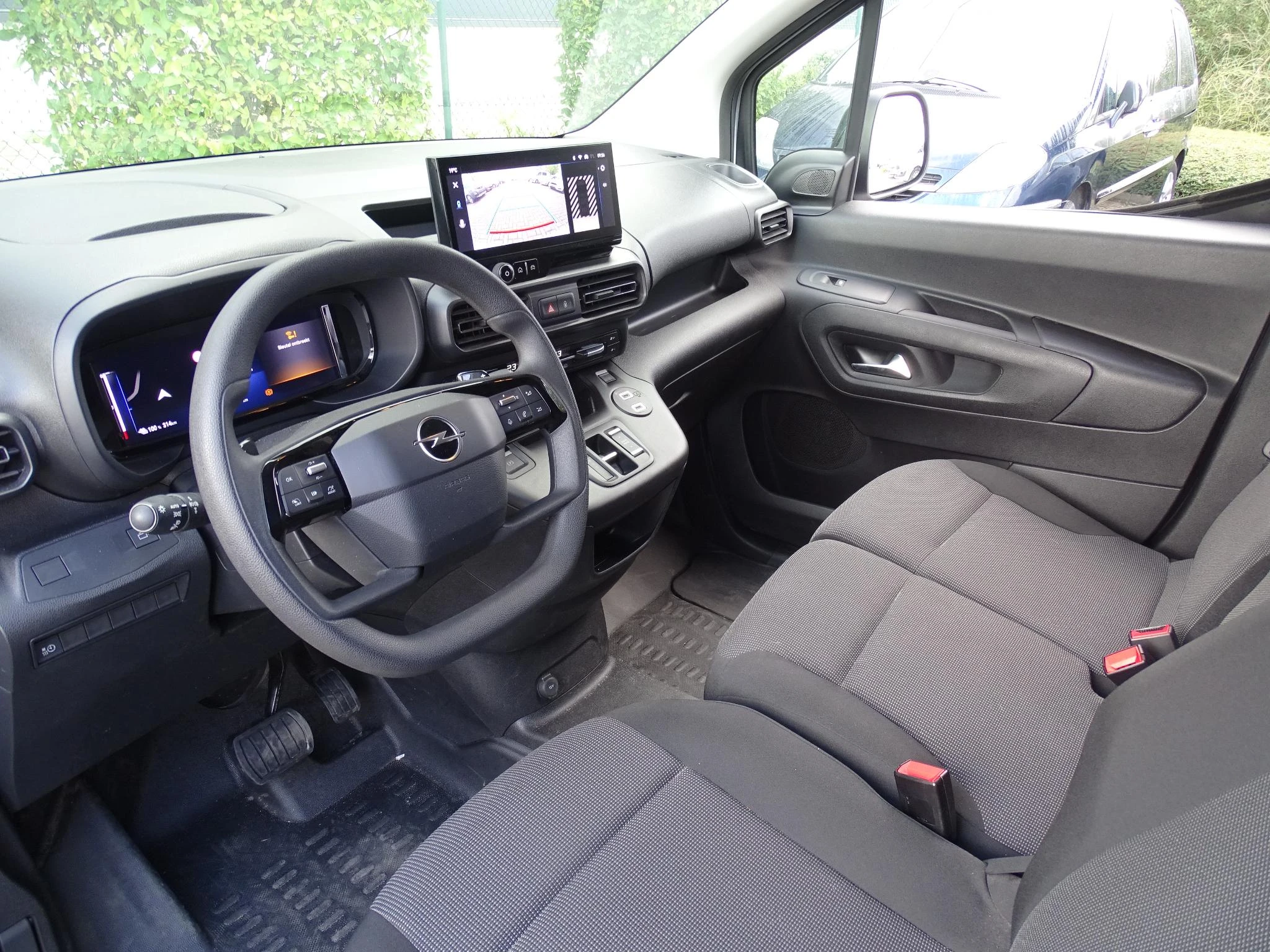 Opel-Combo-e-image-11