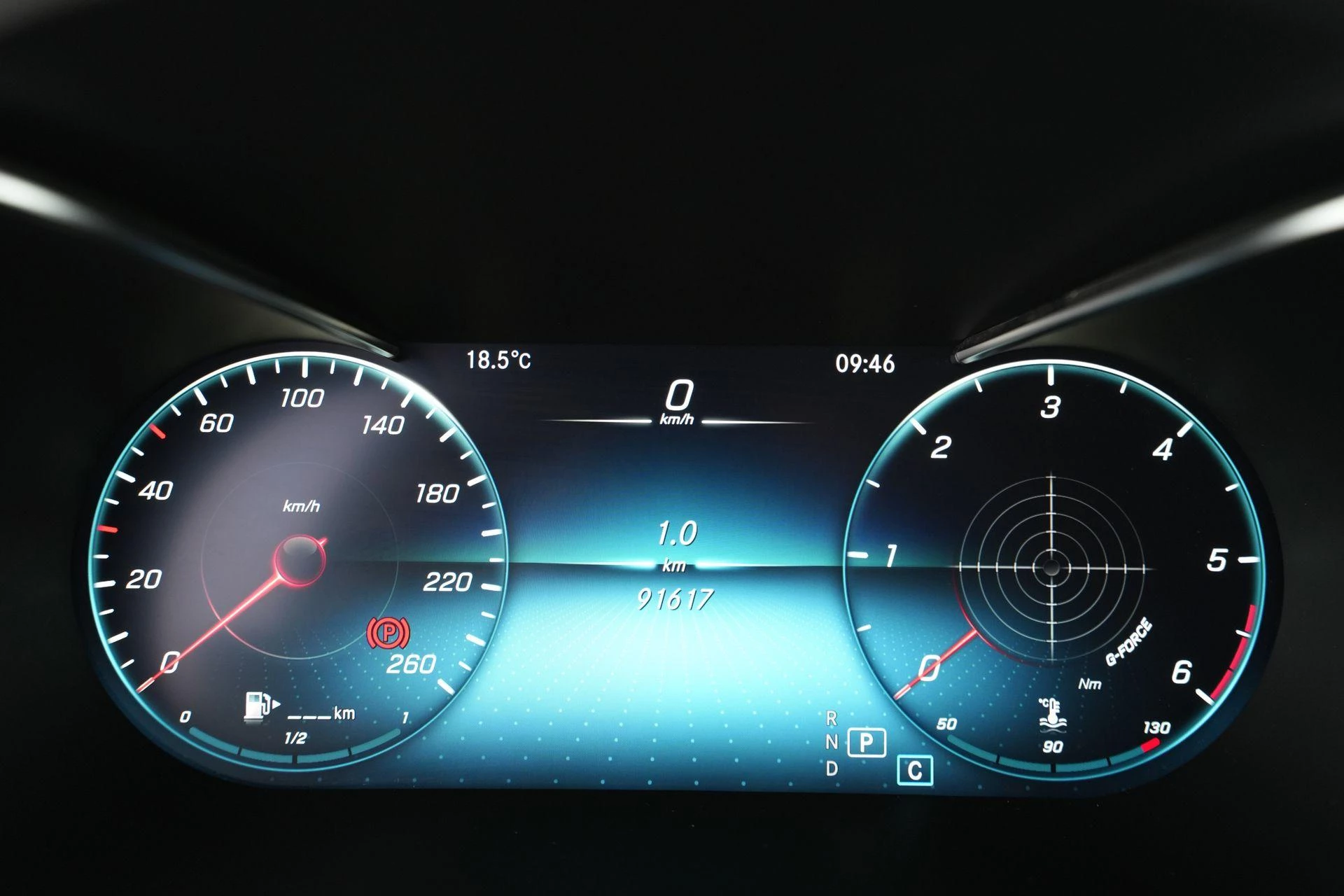Mercedes-Benz-GLC-image-13