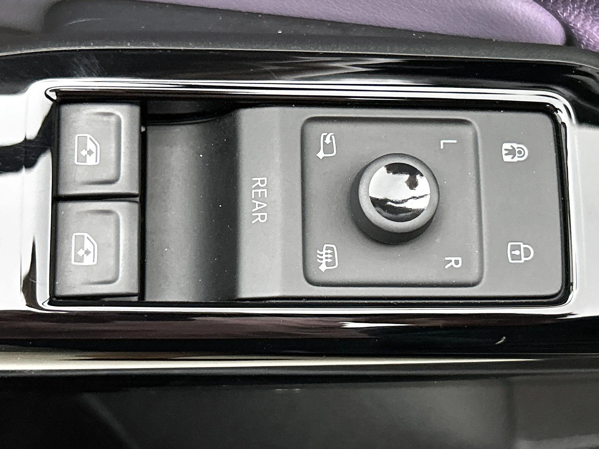 Volkswagen-ID.4-image-33