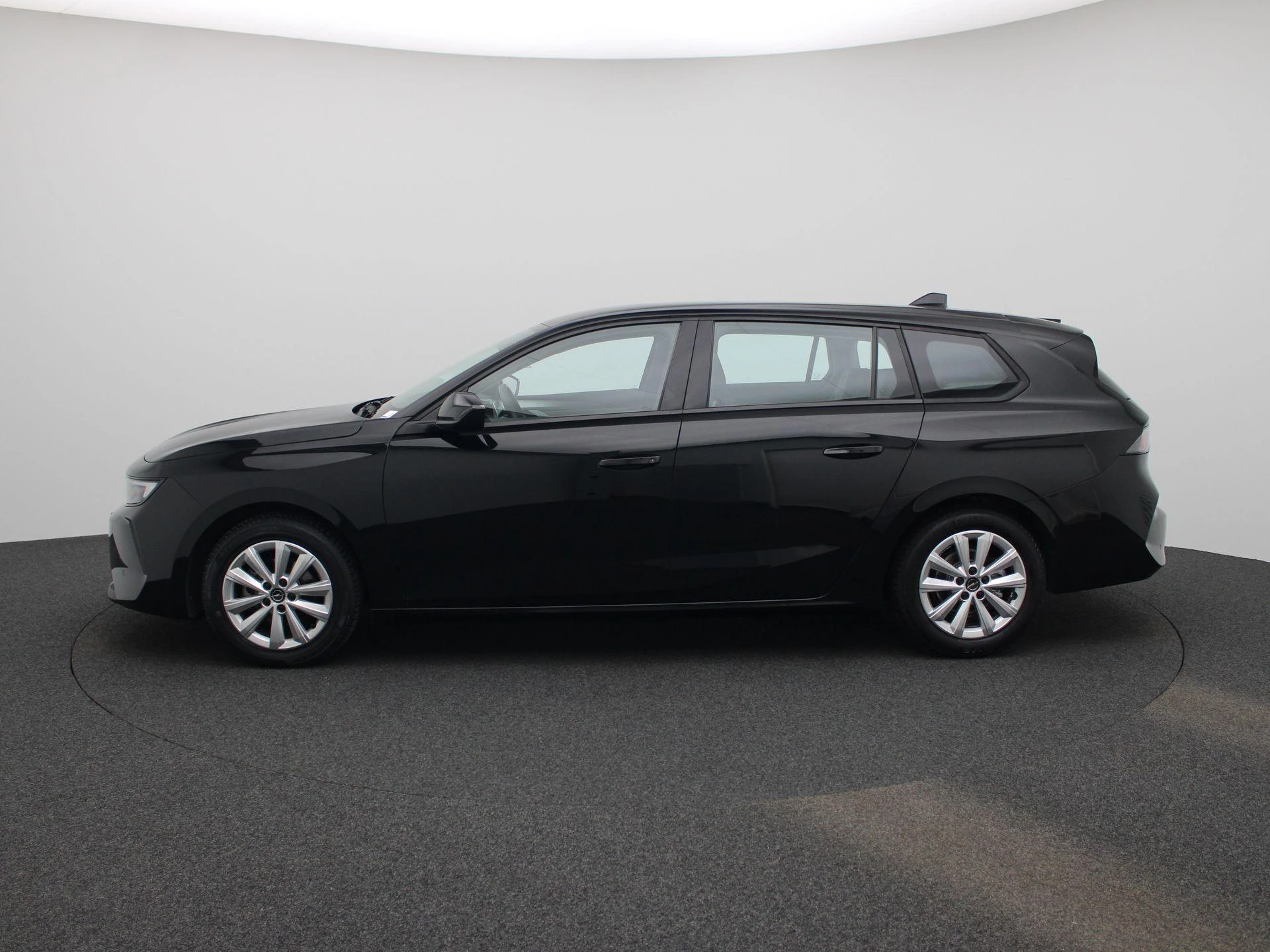Opel-Astra-image-3