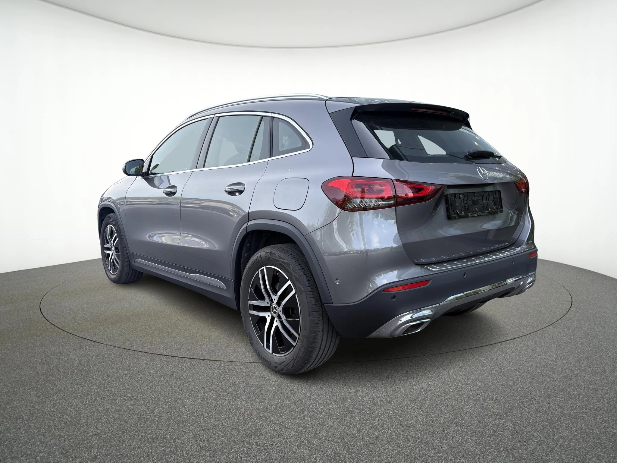 Mercedes-Benz GLA 180 Business Solution + LED + PARKEERSENSOREN + CAMERA +