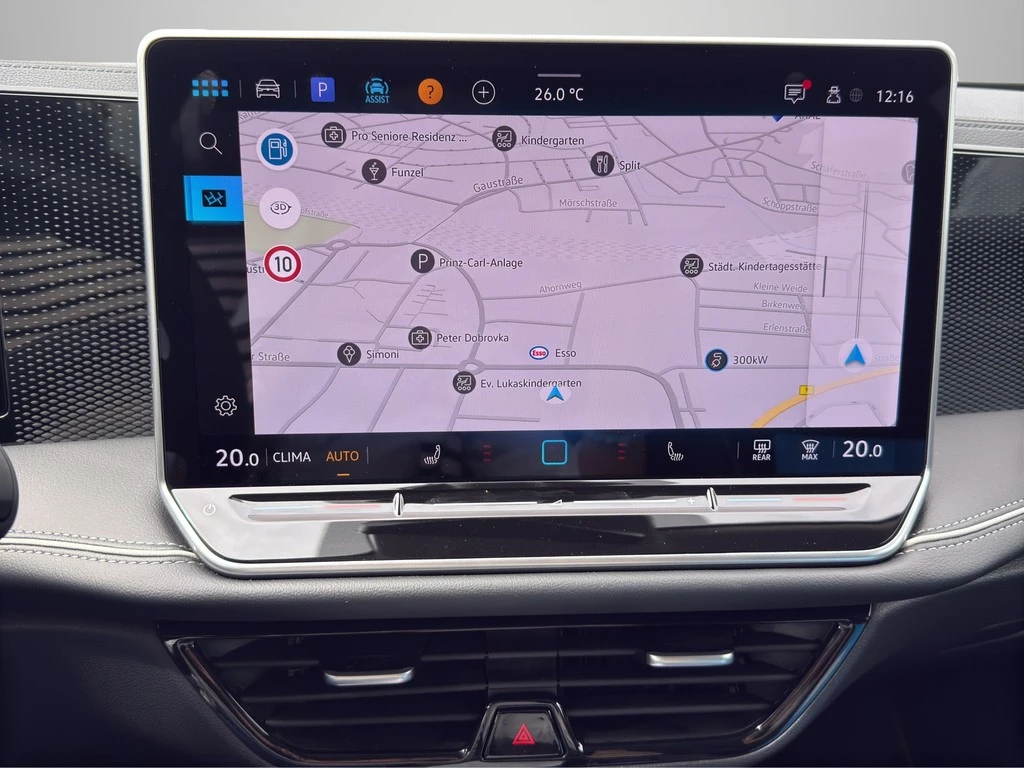 Volkswagen-Passat-image-14