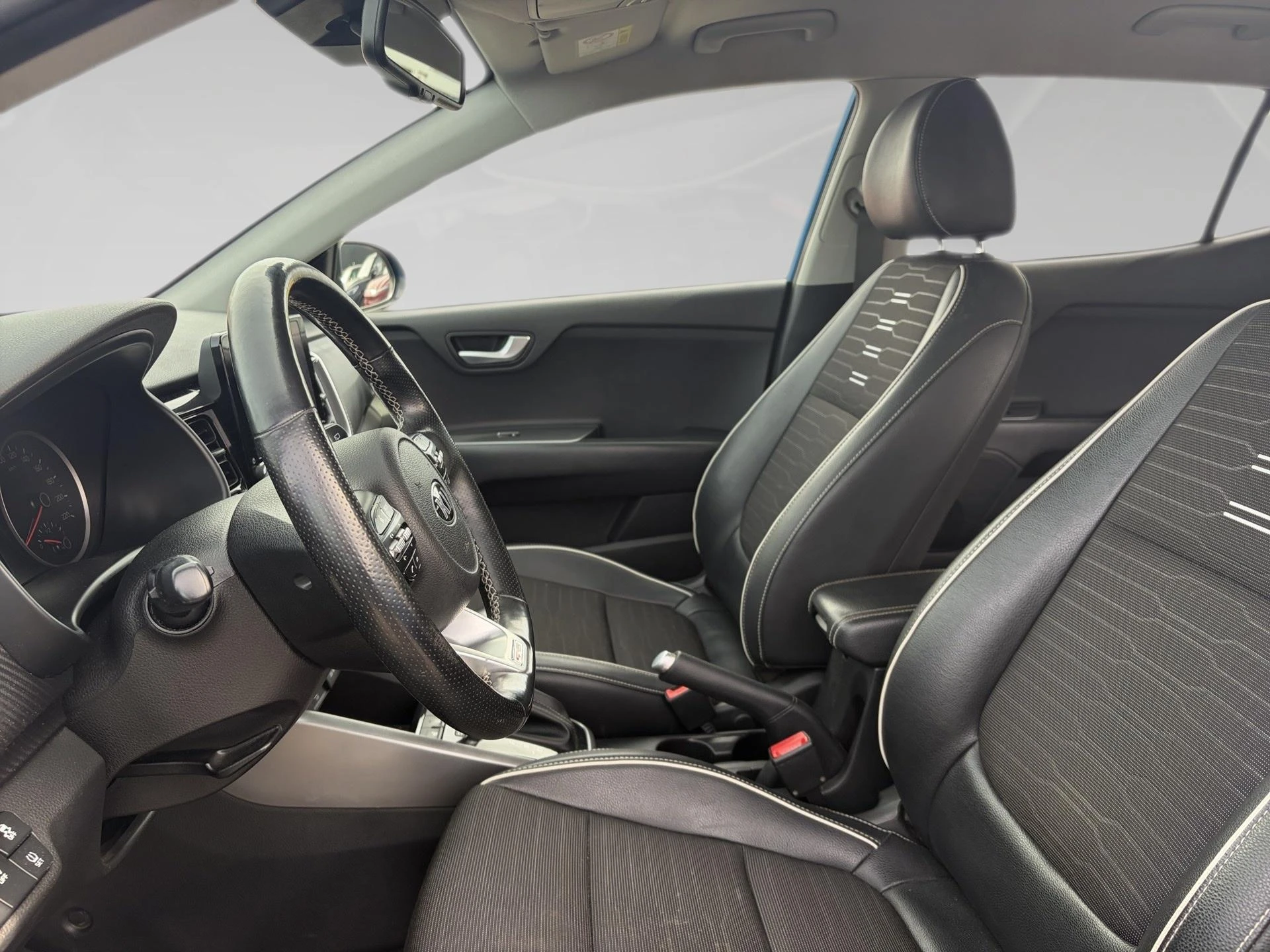 Kia-Stonic-image-5