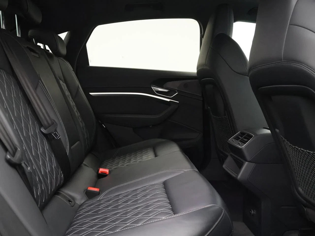 Audi-e-tron-image-20