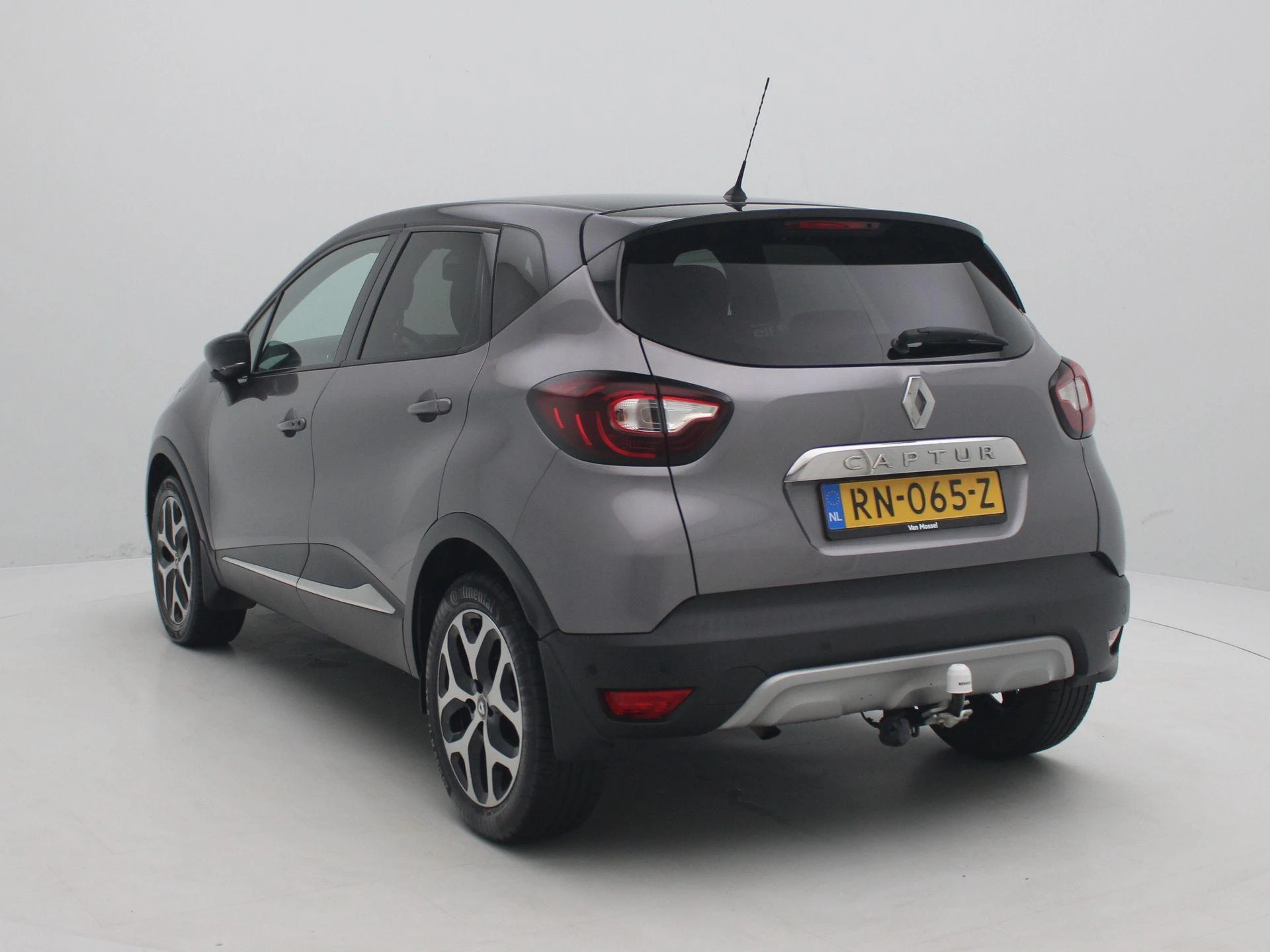 Renault-Captur-image-1