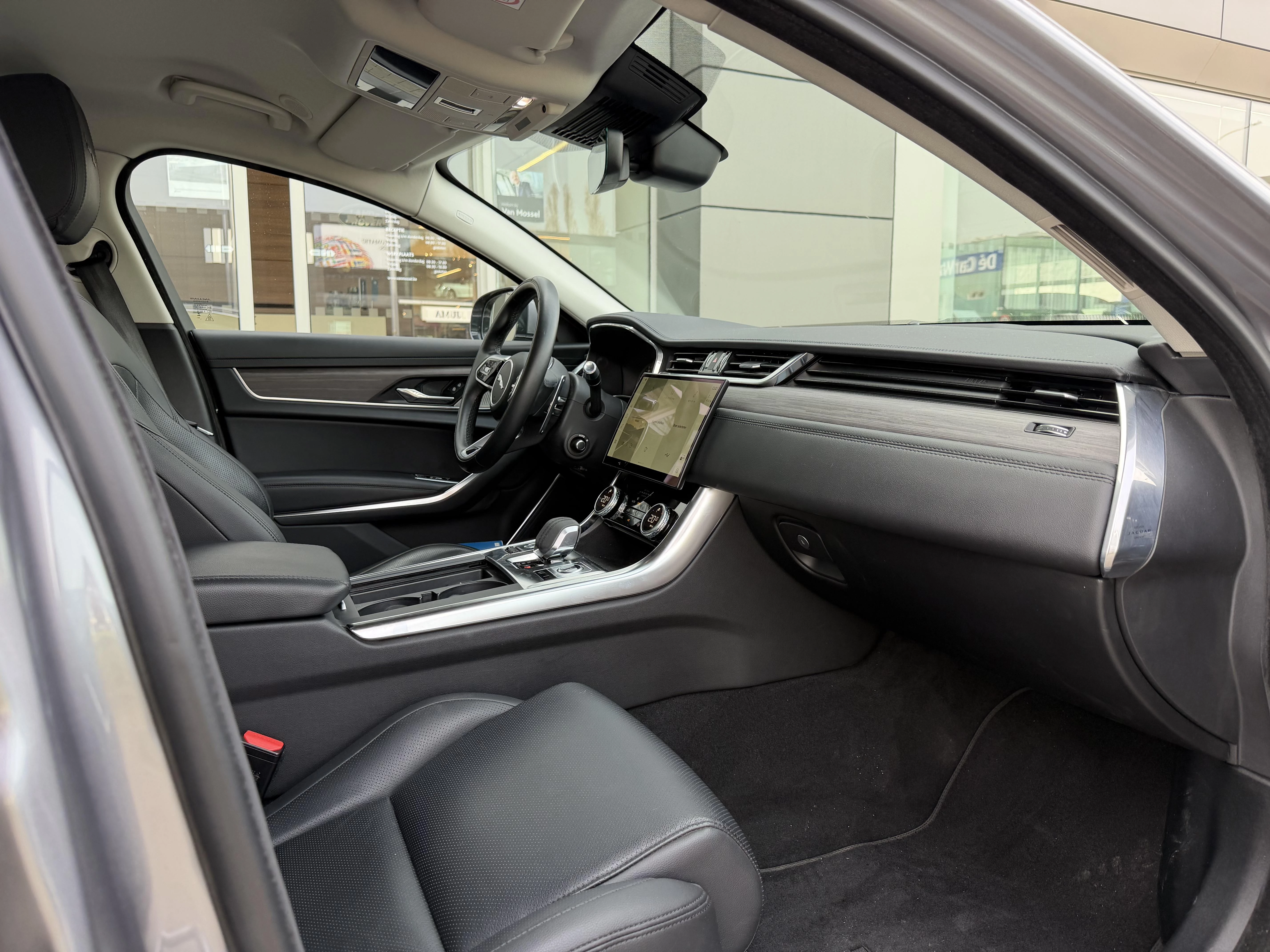 Jaguar XF D200 SE AWD