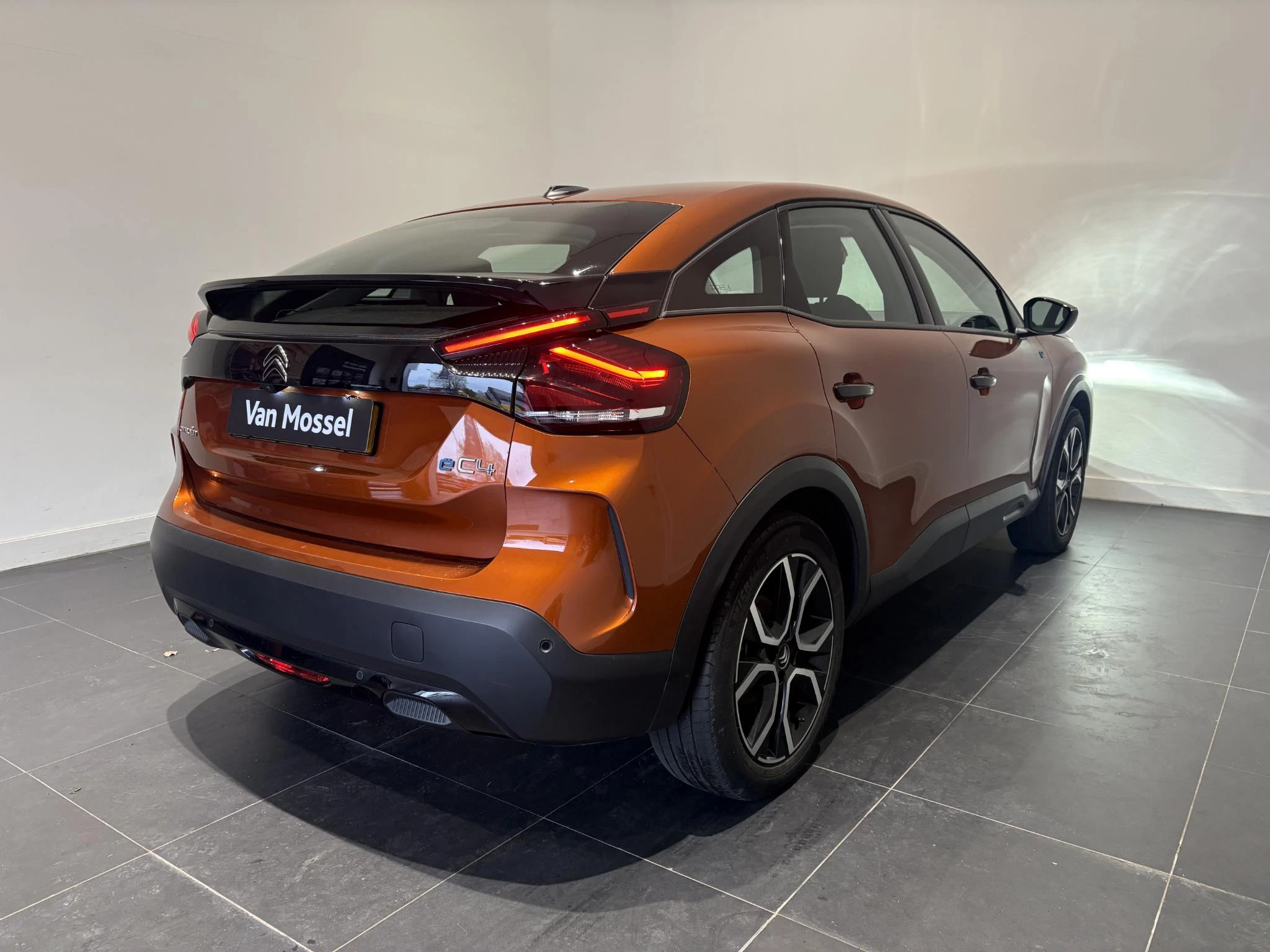 Citroën-ë-C4-image-6