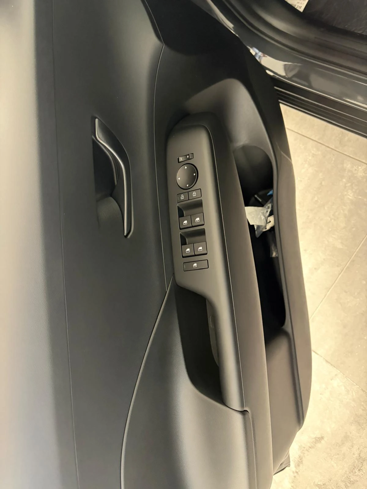 Hyundai-Kona-image-5