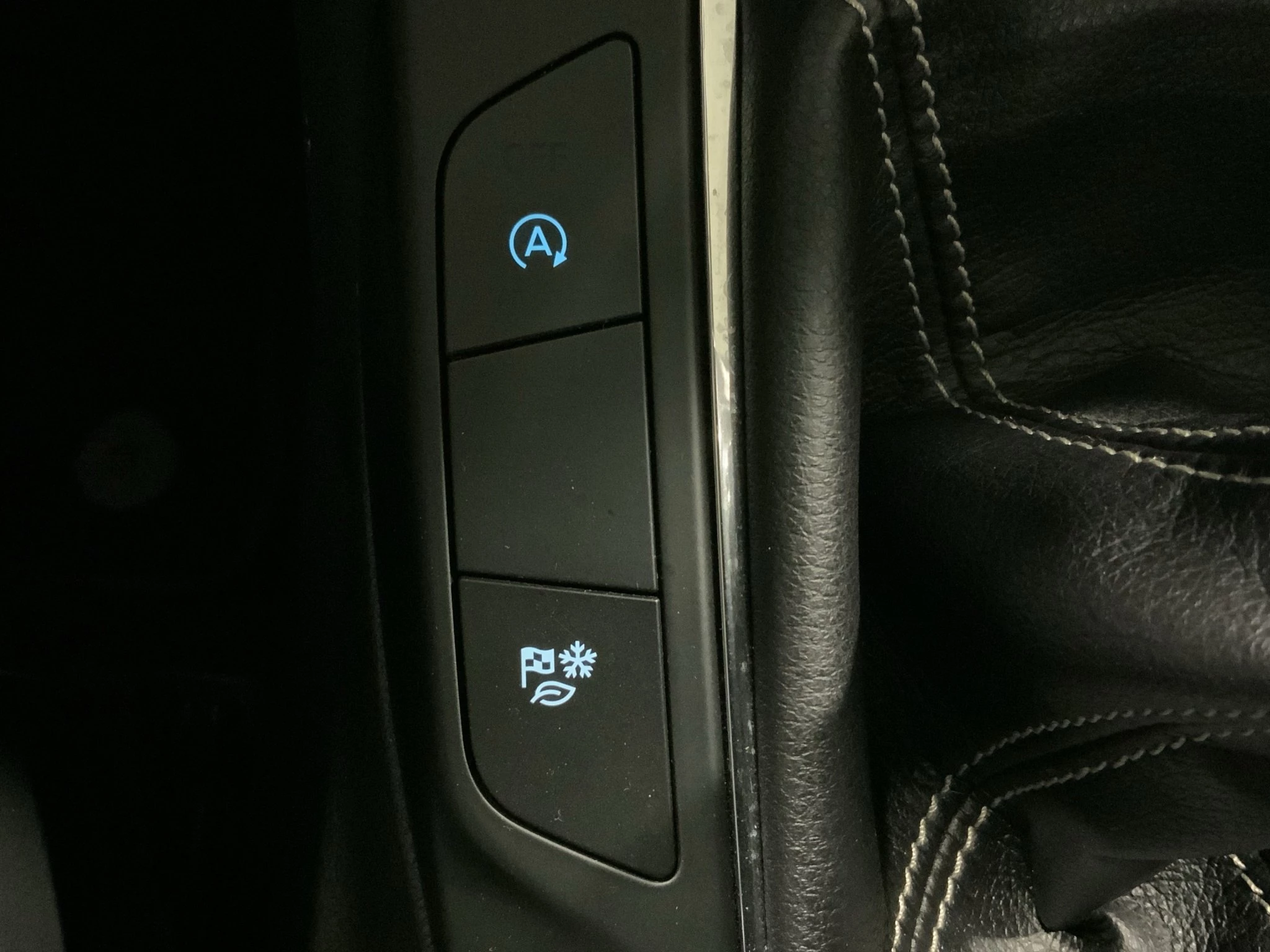 Ford Kuga Vignale*LEDER*RFK*NAVI*HUD*WINTER-PKT.