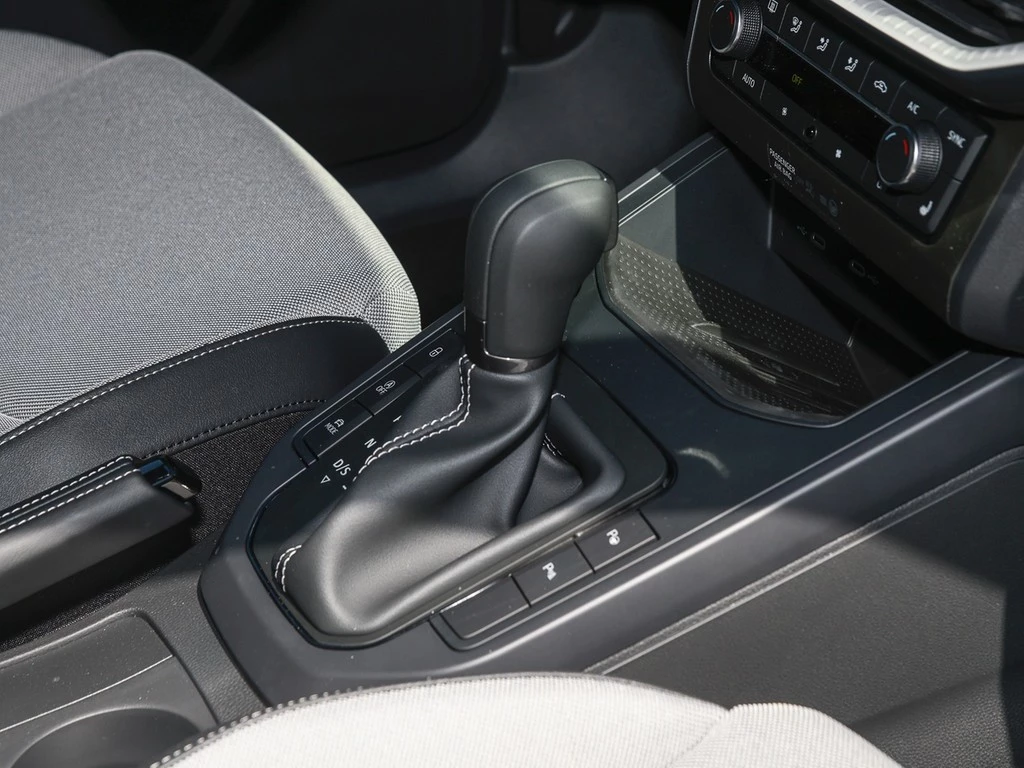 SEAT-Arona-image-8