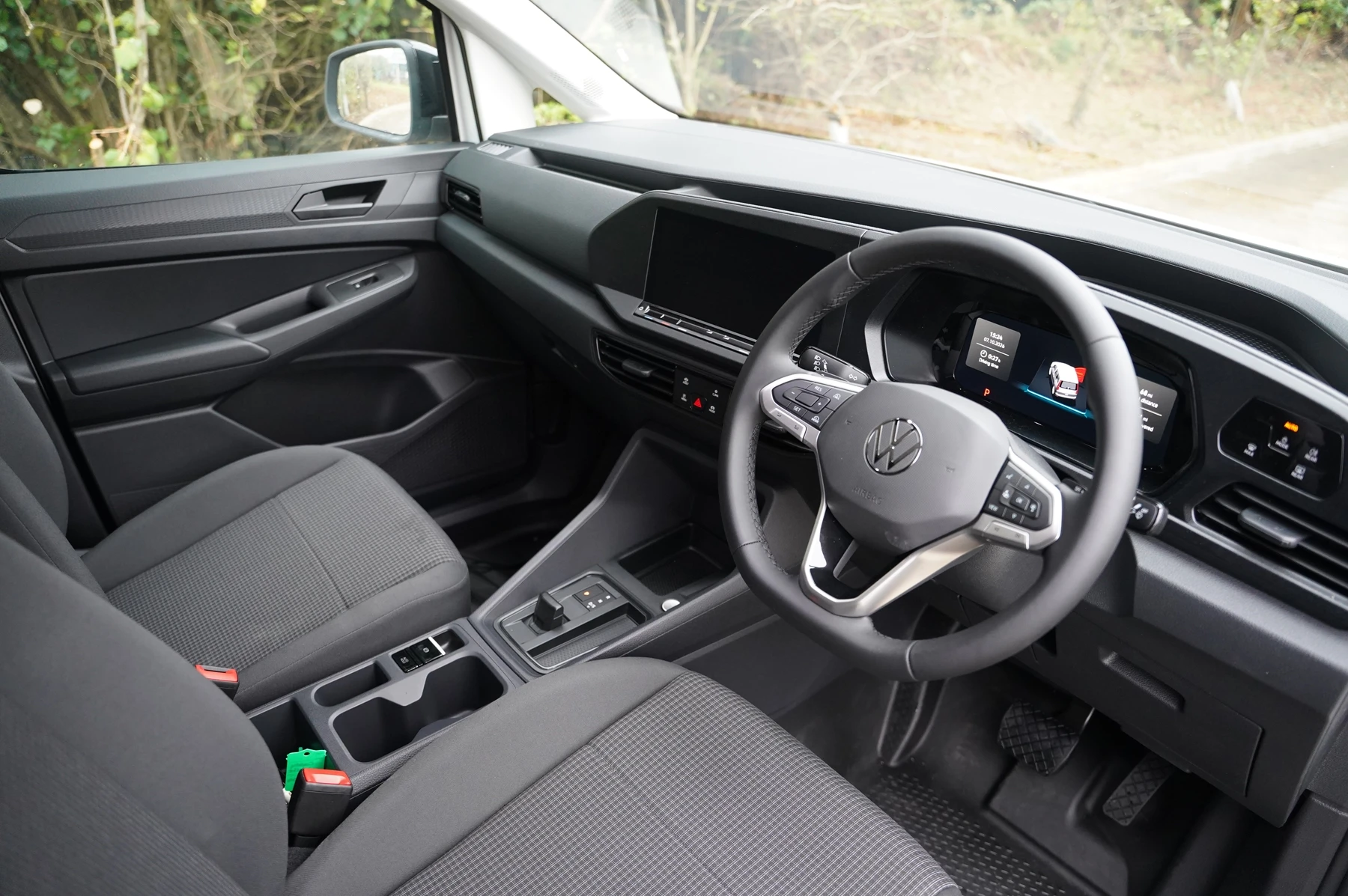 Volkswagen-Caddy-image-5