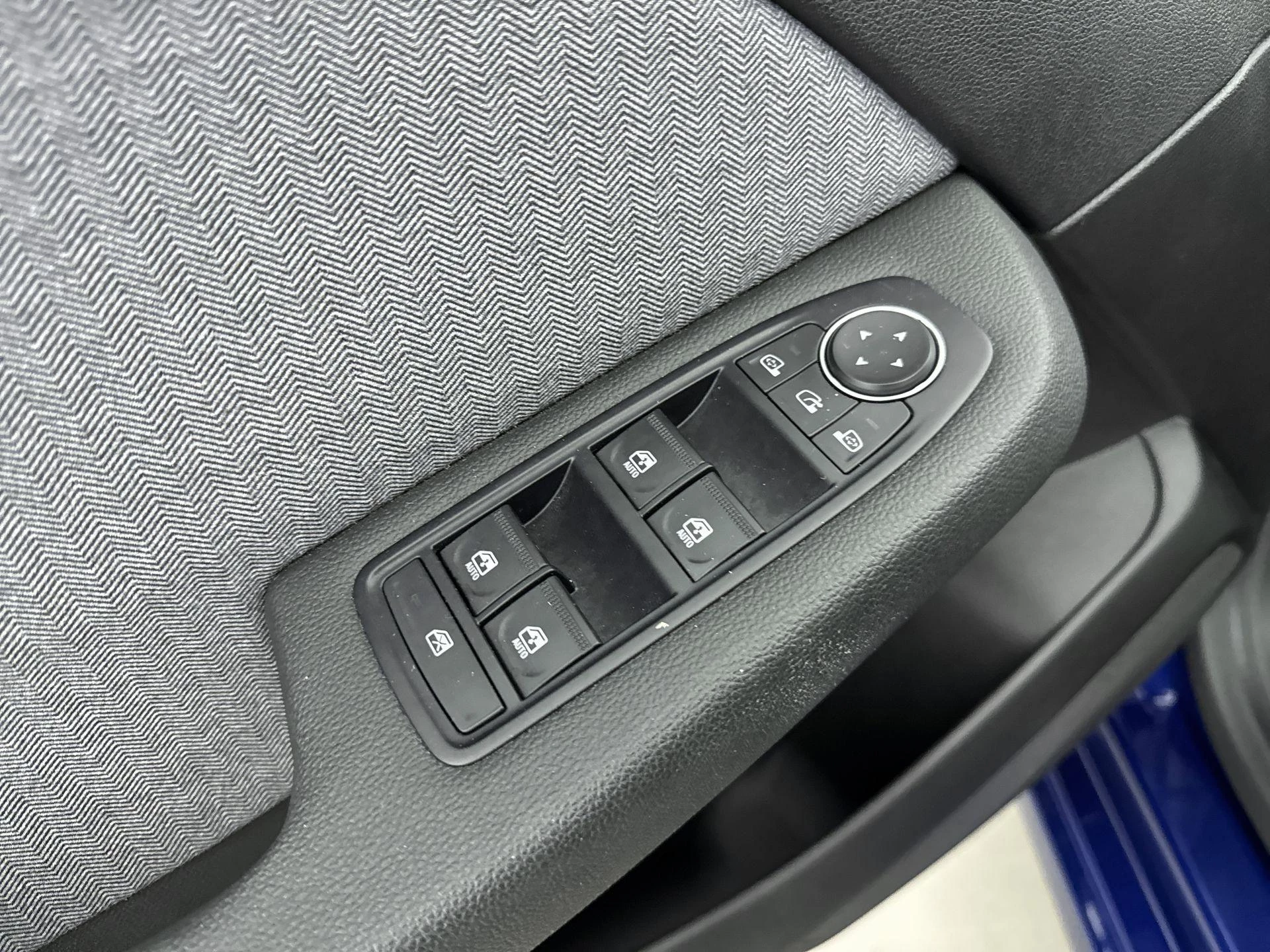 Renault-Clio-image-14