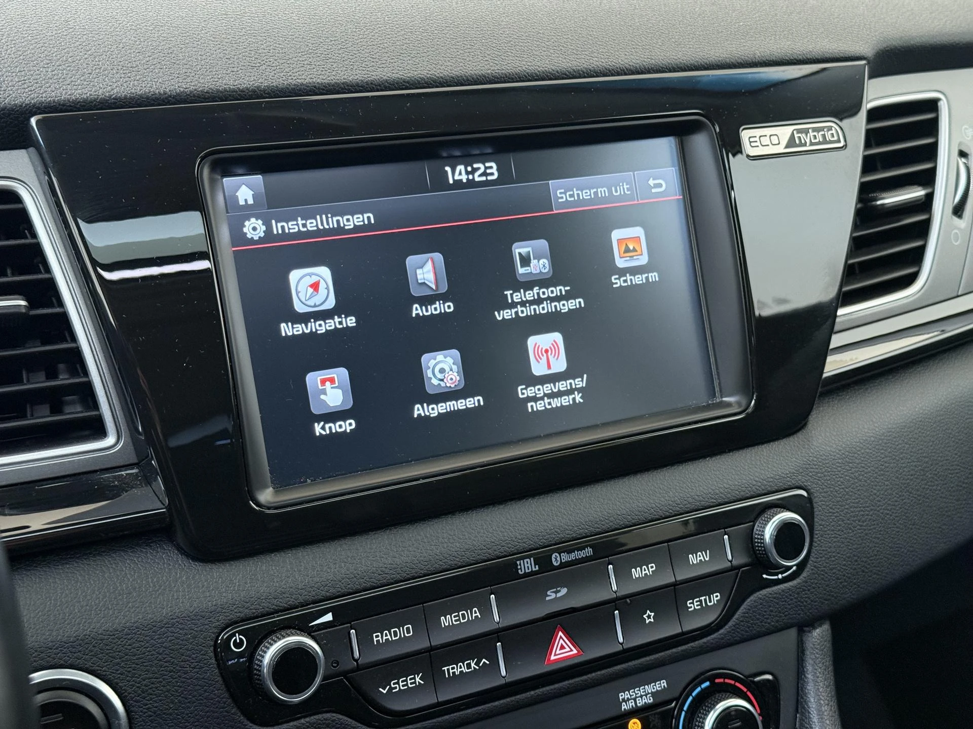 Kia-Niro-image-16