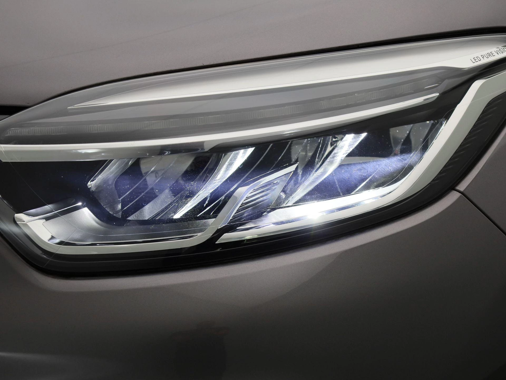 Renault-Captur-image-12