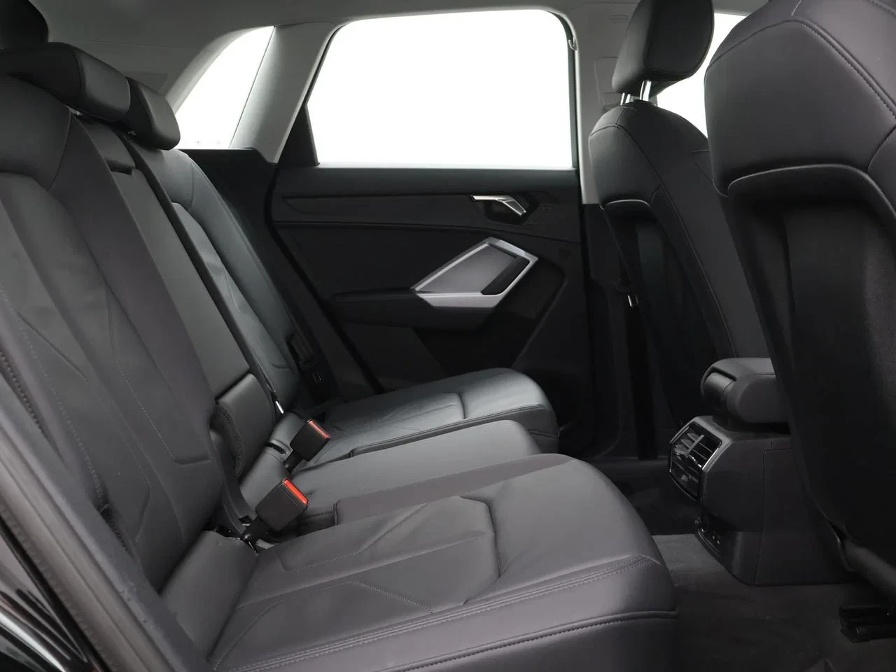 Audi-Q3-image-23