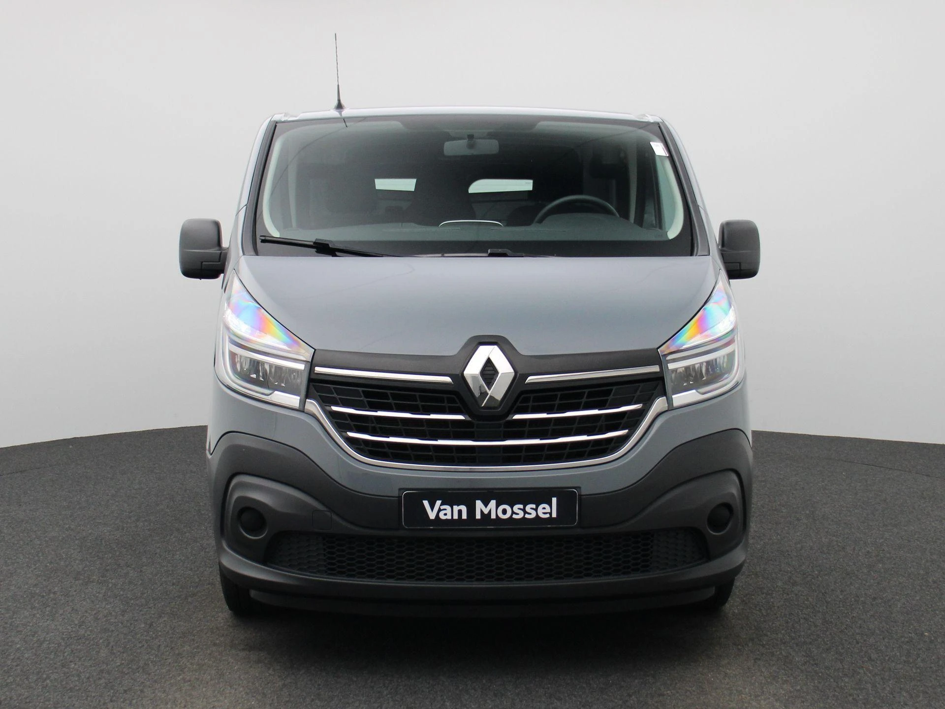 Renault-Trafic-image-2