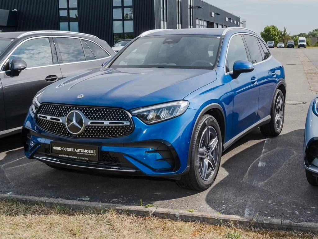 Mercedes-Benz-GLC 300 d-image-7