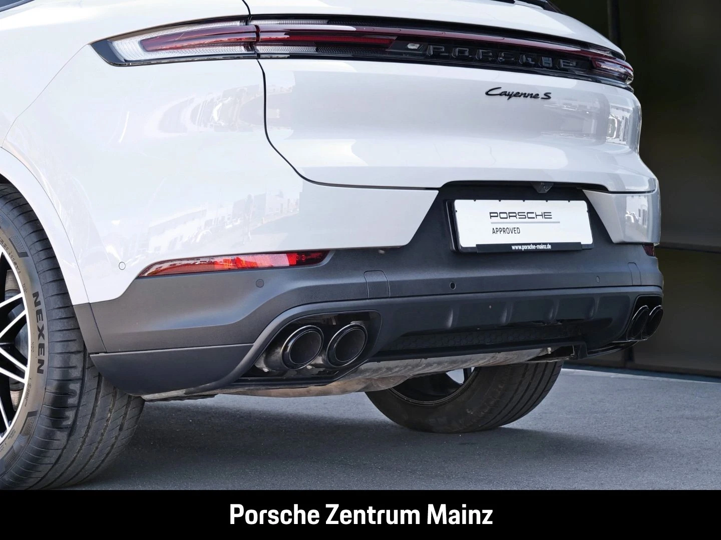 Porsche-Cayenne-image-10