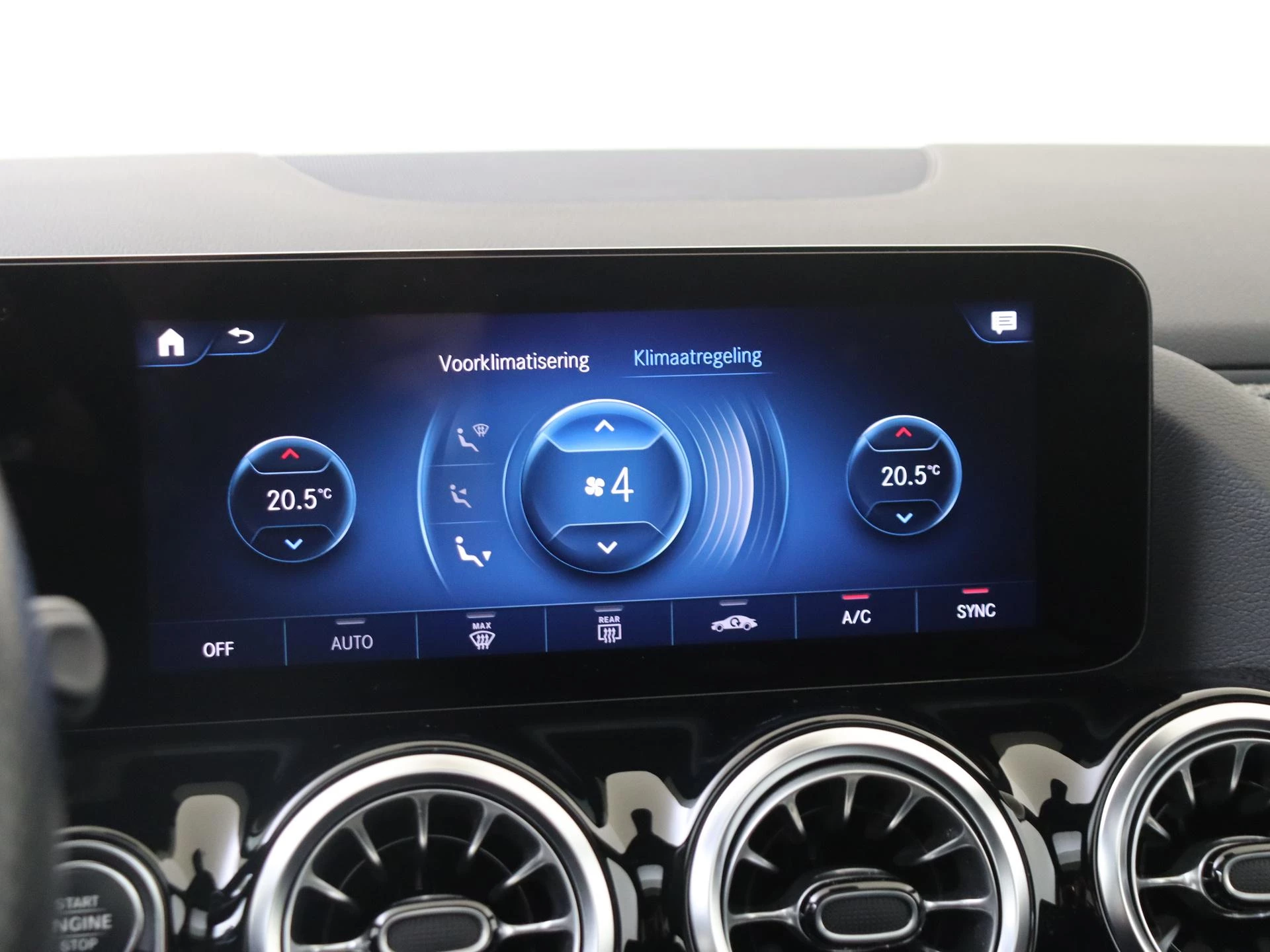 Mercedes-Benz-B-Klasse-image-17