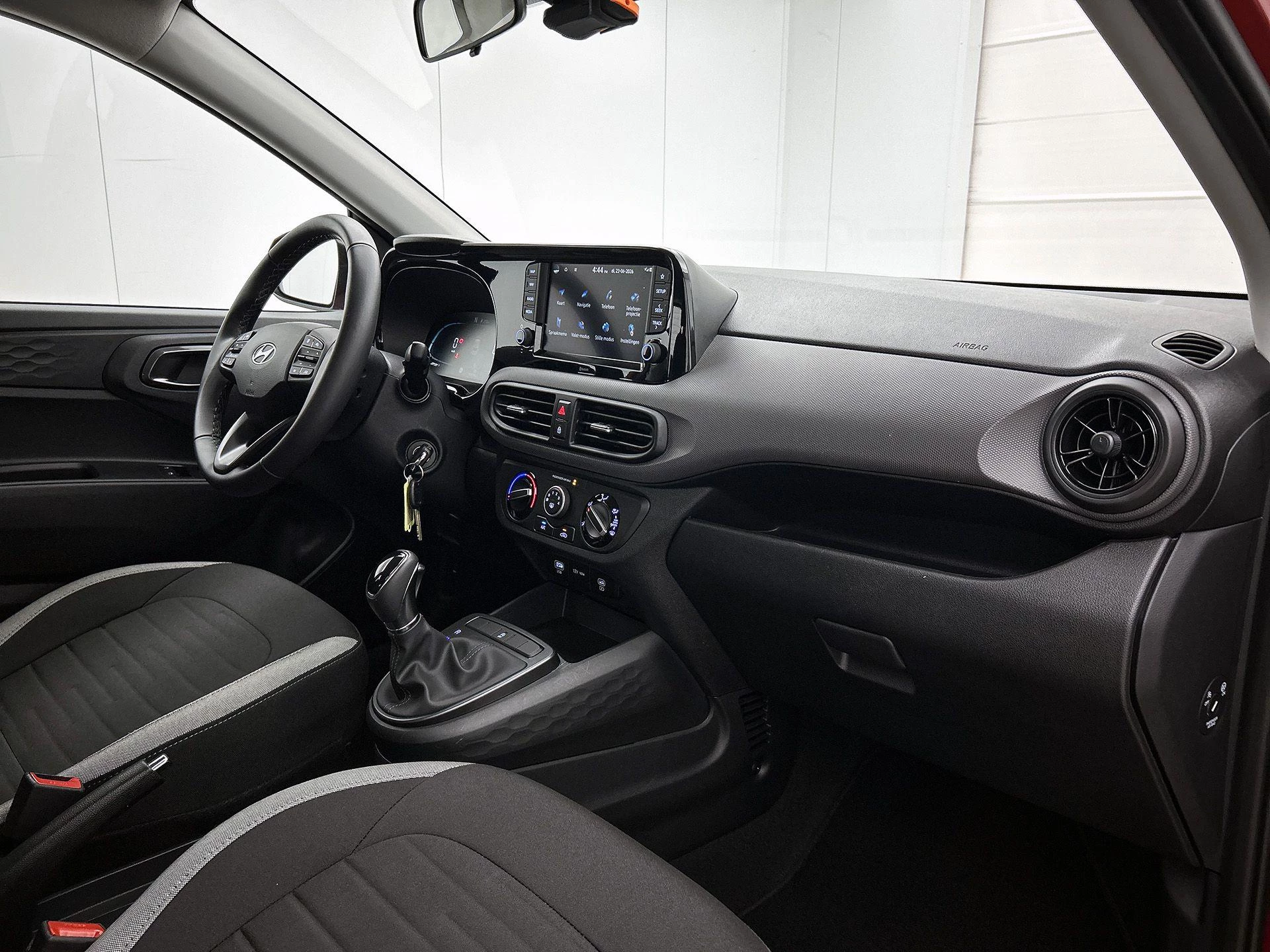 Hyundai-i10-image-16