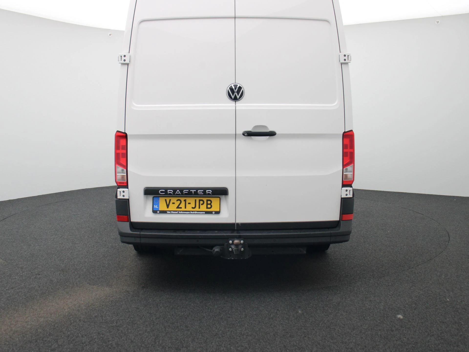 Volkswagen-Crafter-image-4