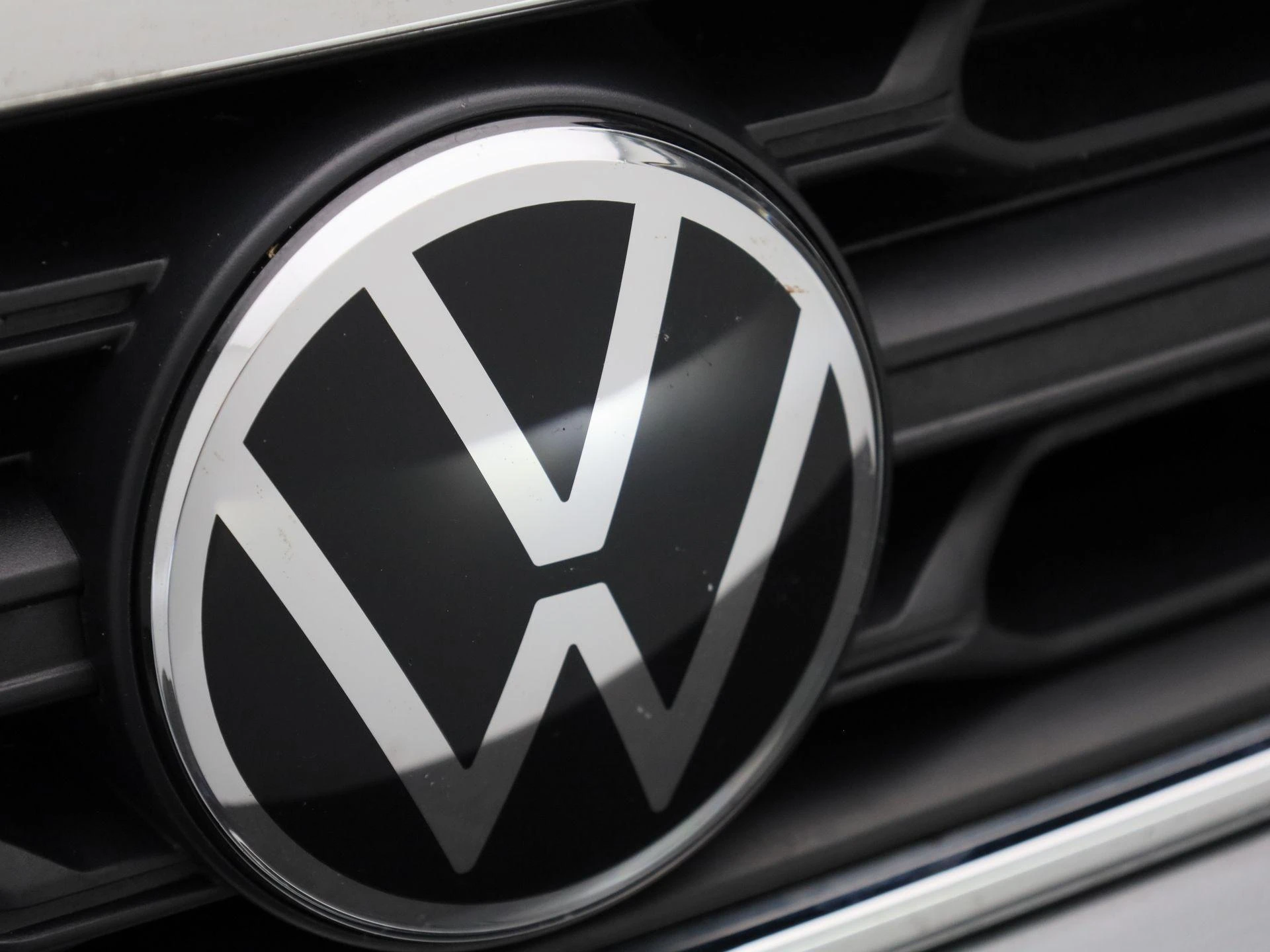 Volkswagen-T-Roc-image-32