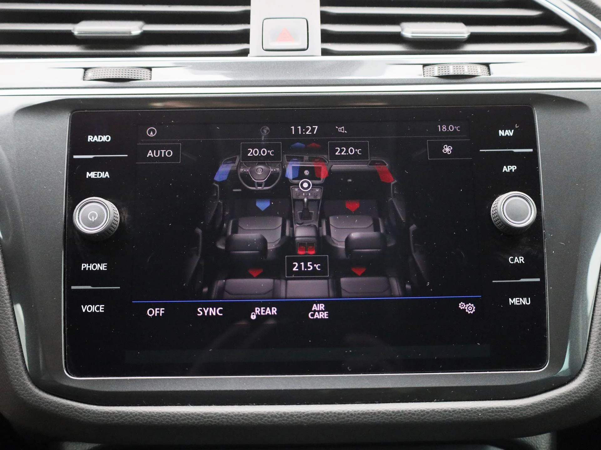 Volkswagen-Tiguan-image-24