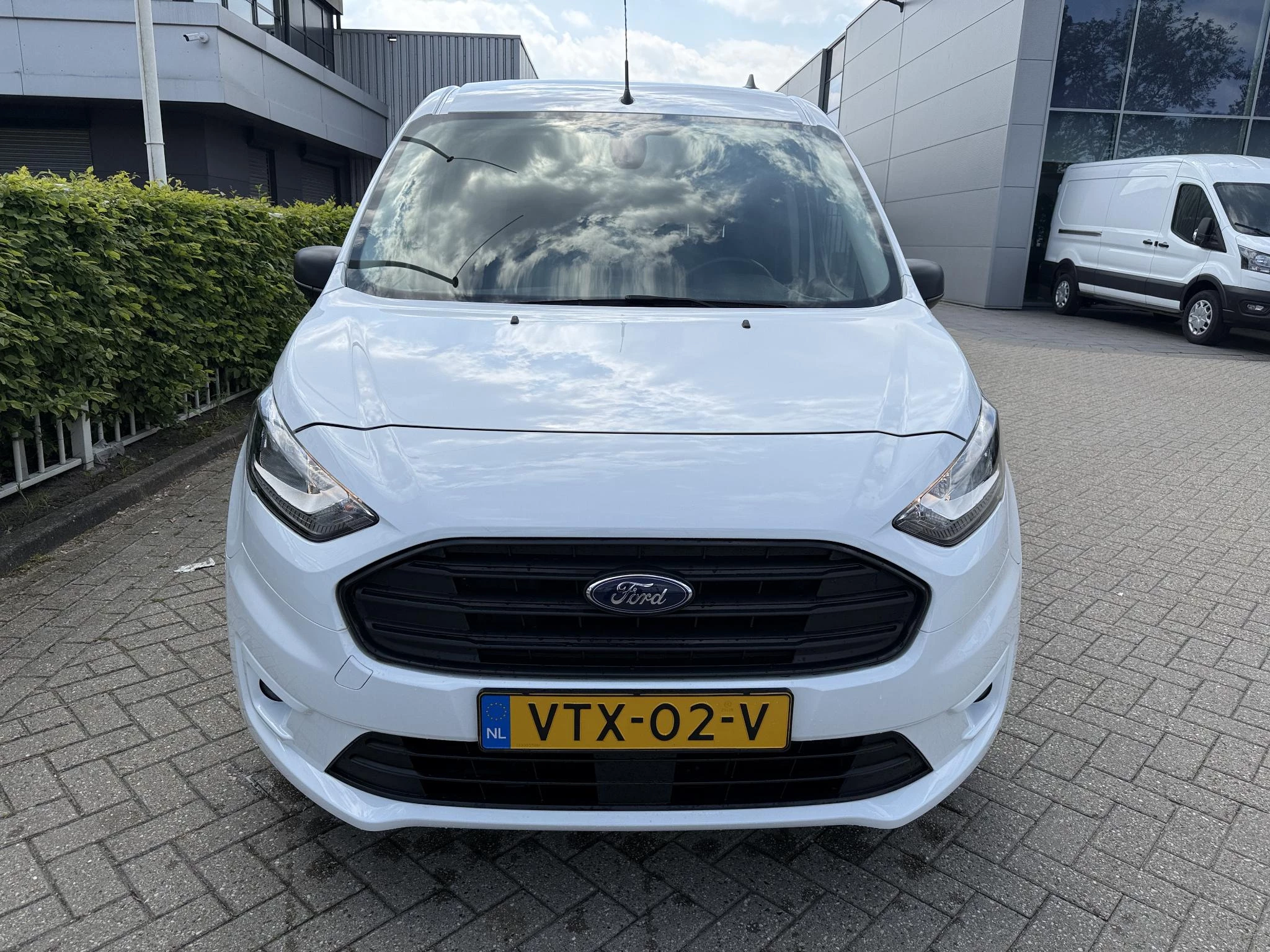 Ford-Transit Connect-image-6
