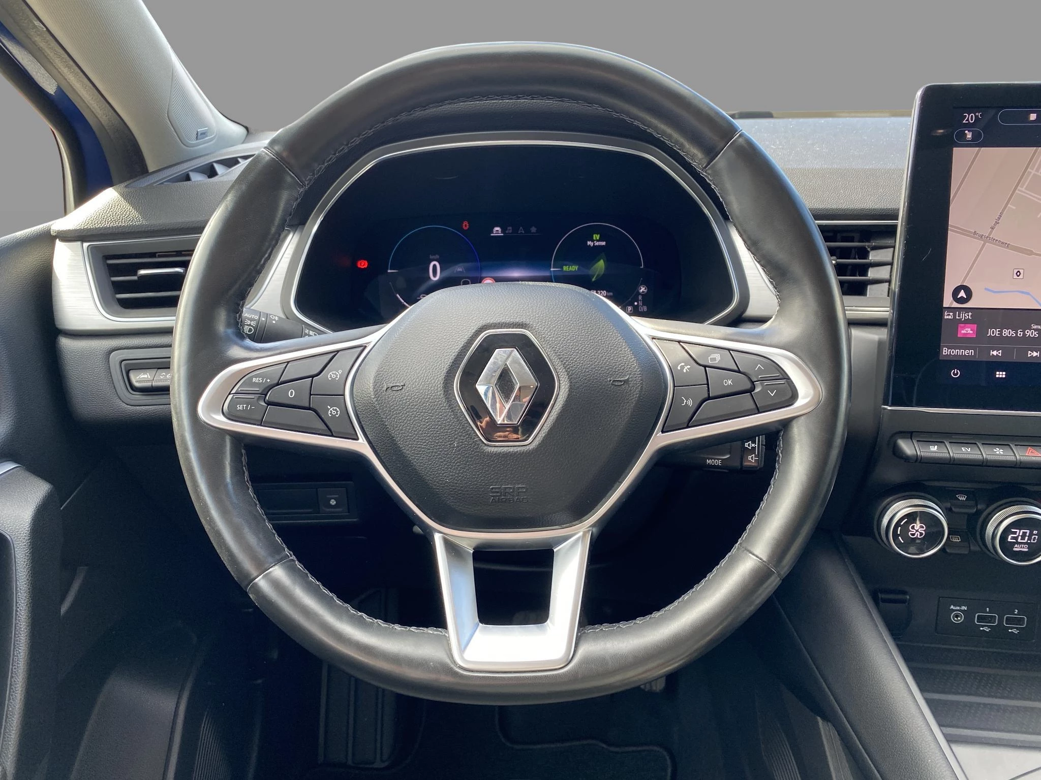 Renault-Captur-image-11