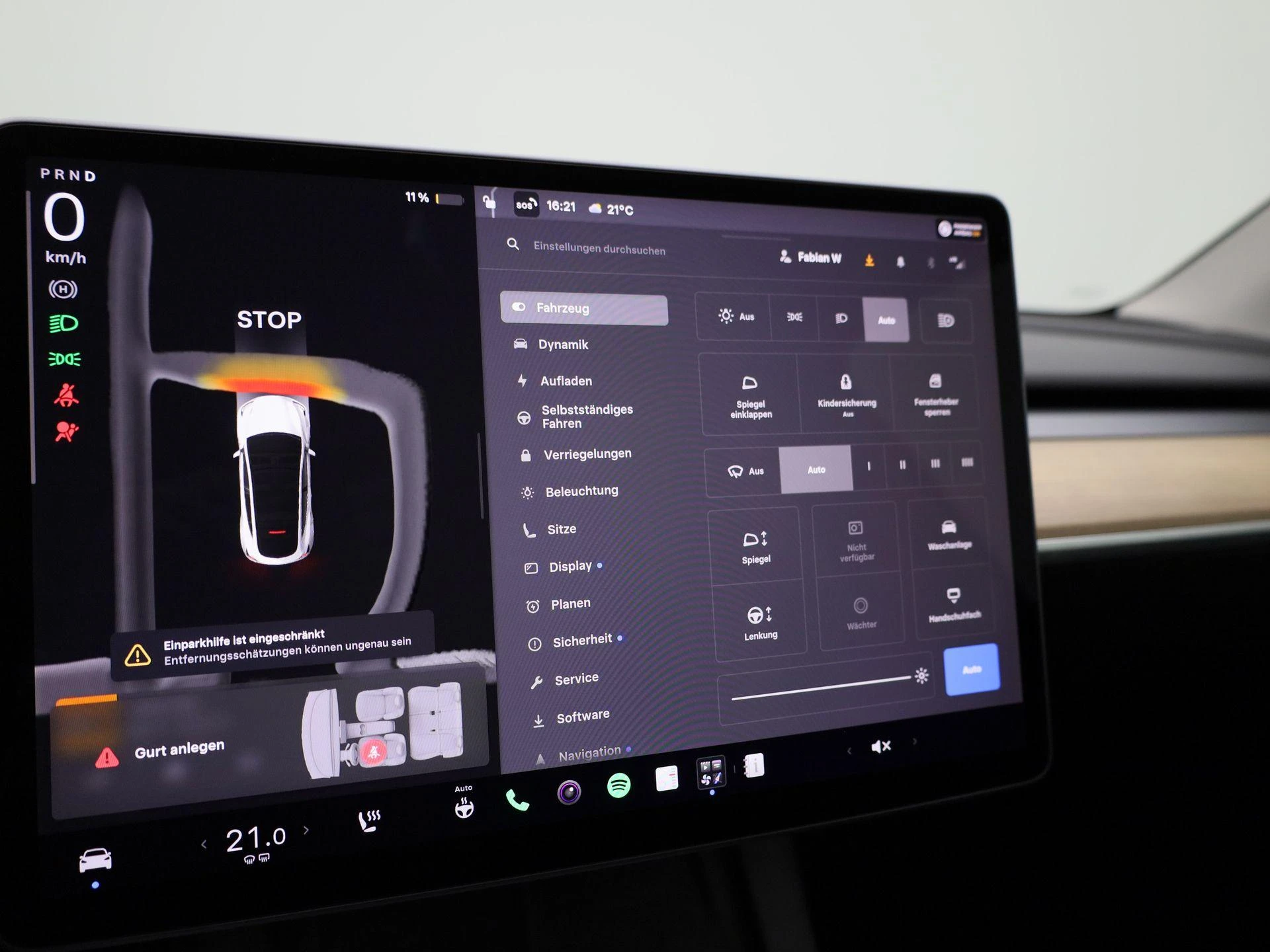 Tesla-Model Y-image-14