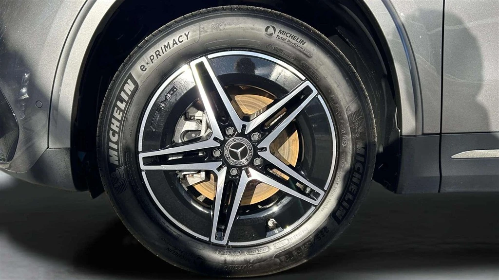 Mercedes-Benz-EQA-image-8