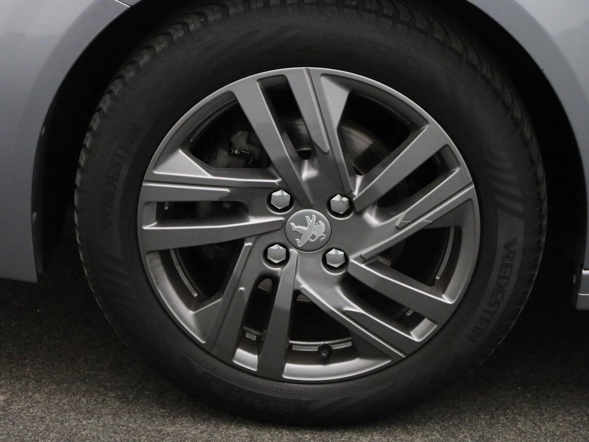 Peugeot-208-image-11