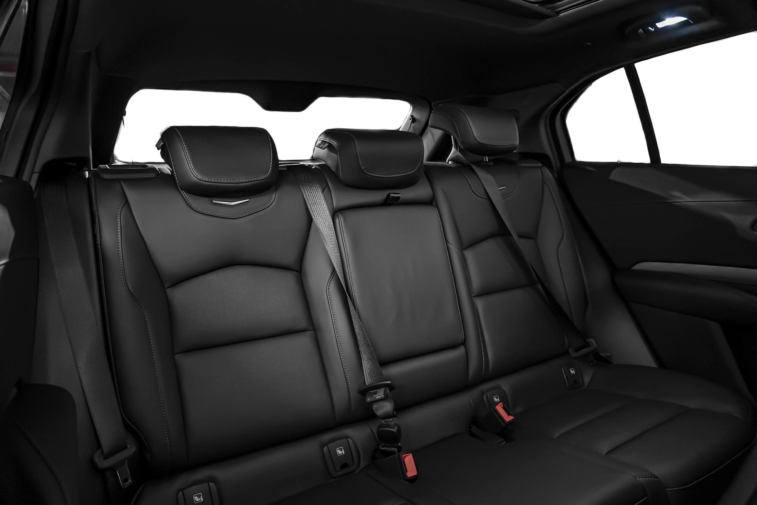 Cadillac-XT4-image-6