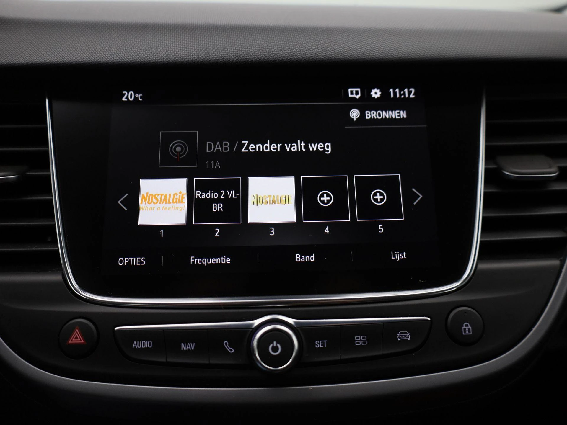 Opel-Crossland-image-16