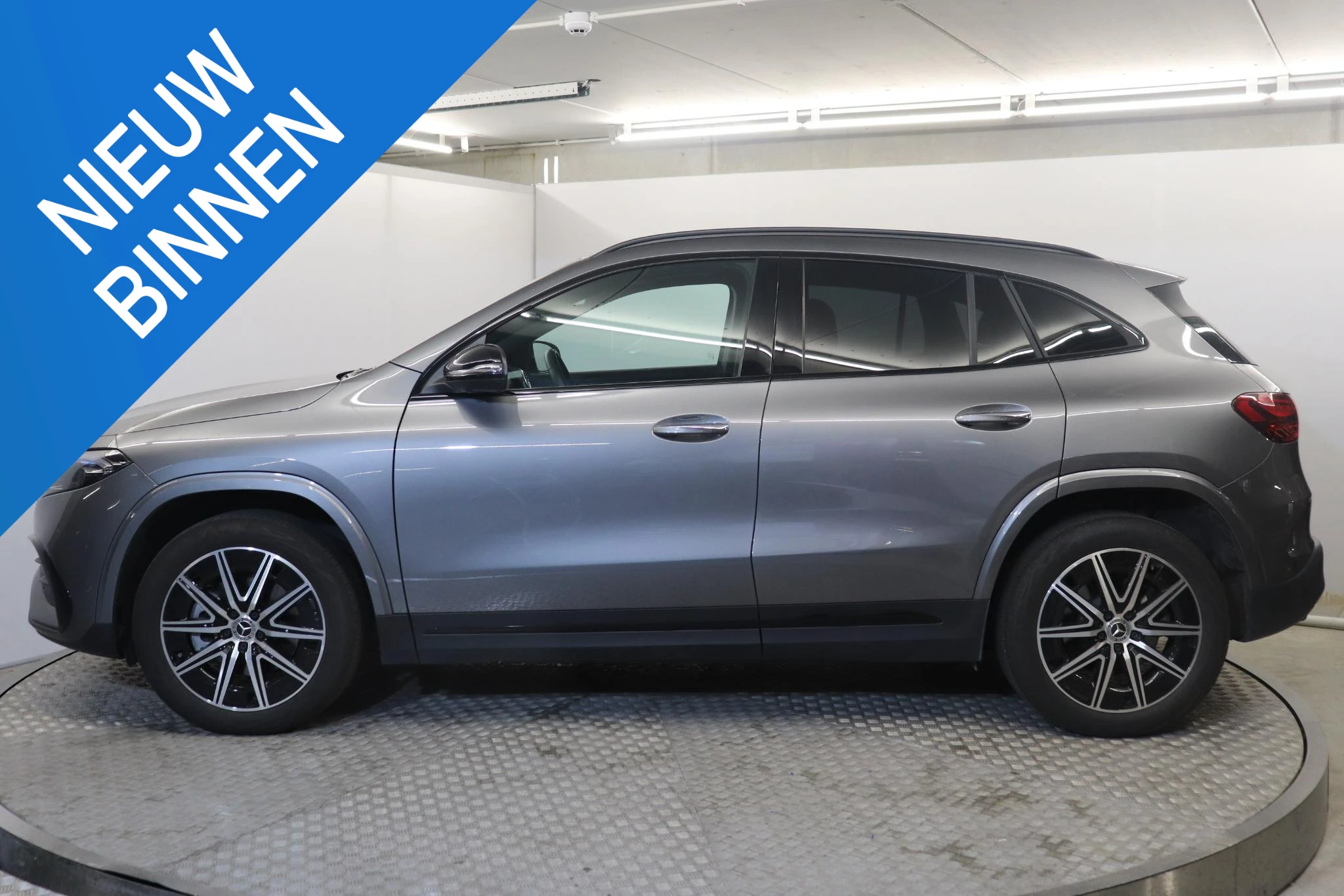 Mercedes-Benz-EQA-image-0