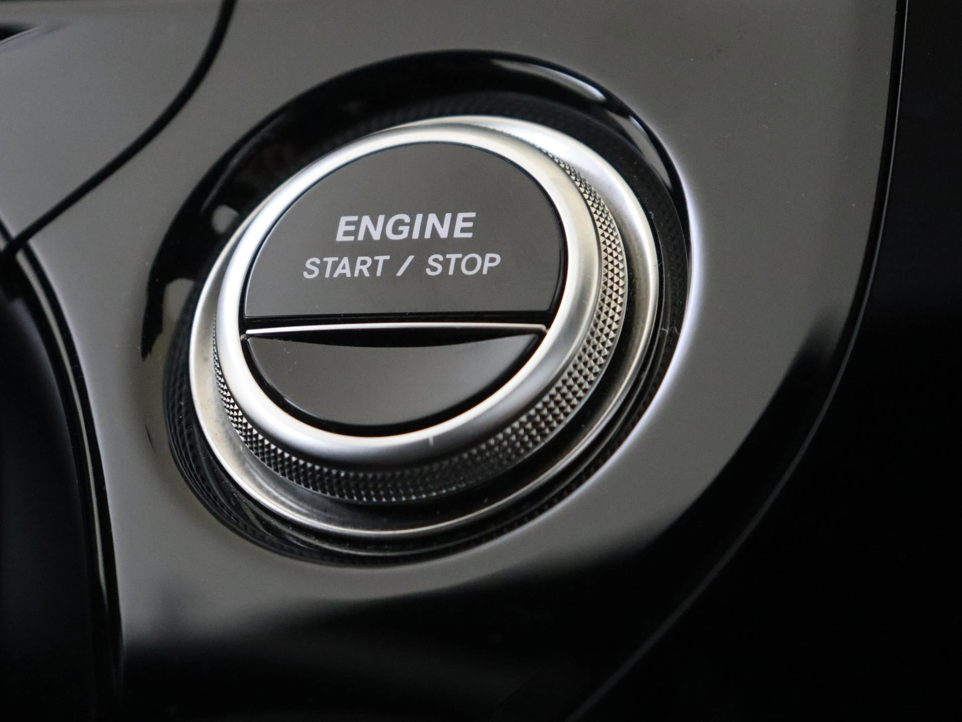 Mercedes-Benz-E-Klasse-image-28