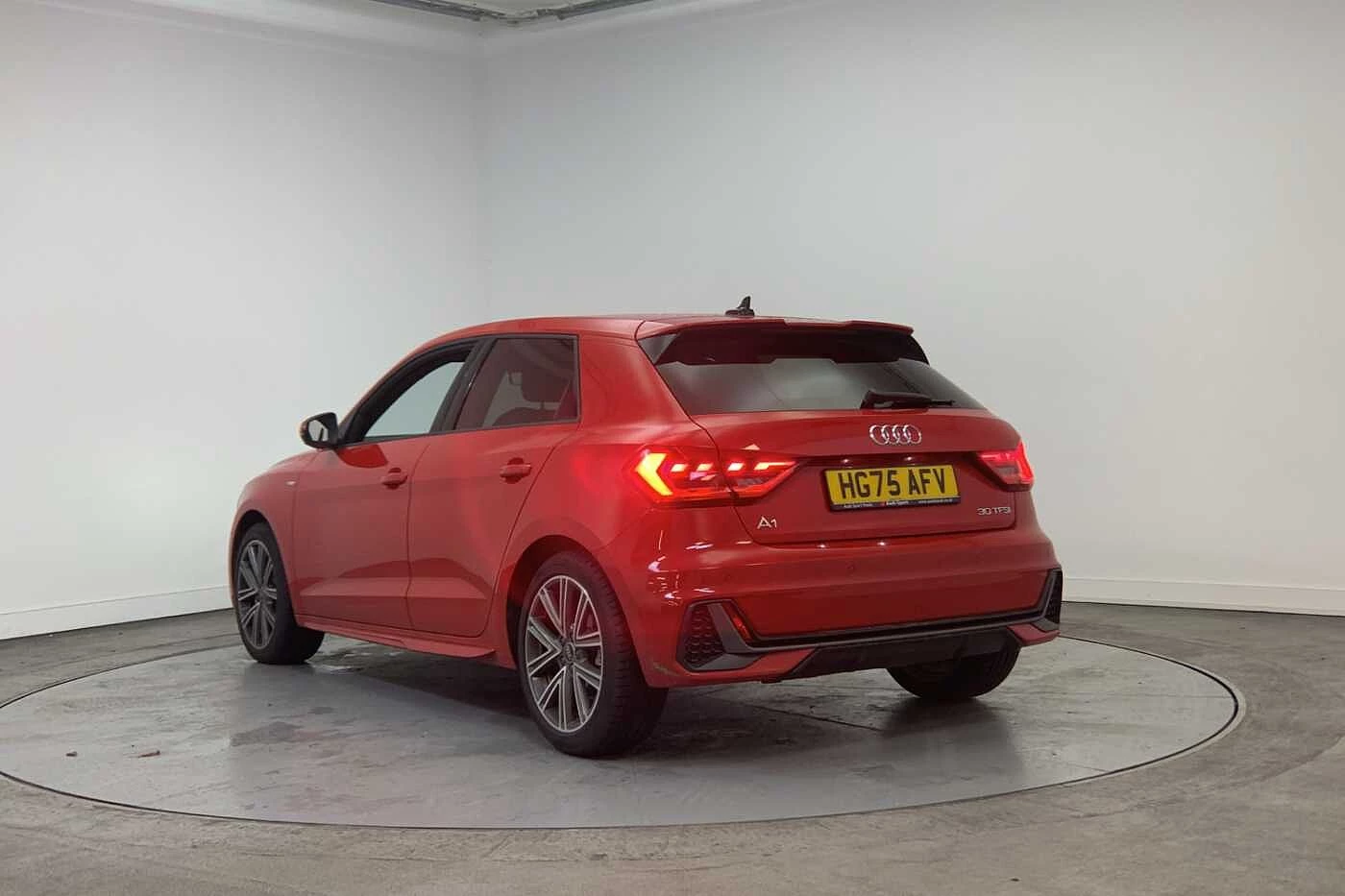 Audi-A1 Sportback-image-2