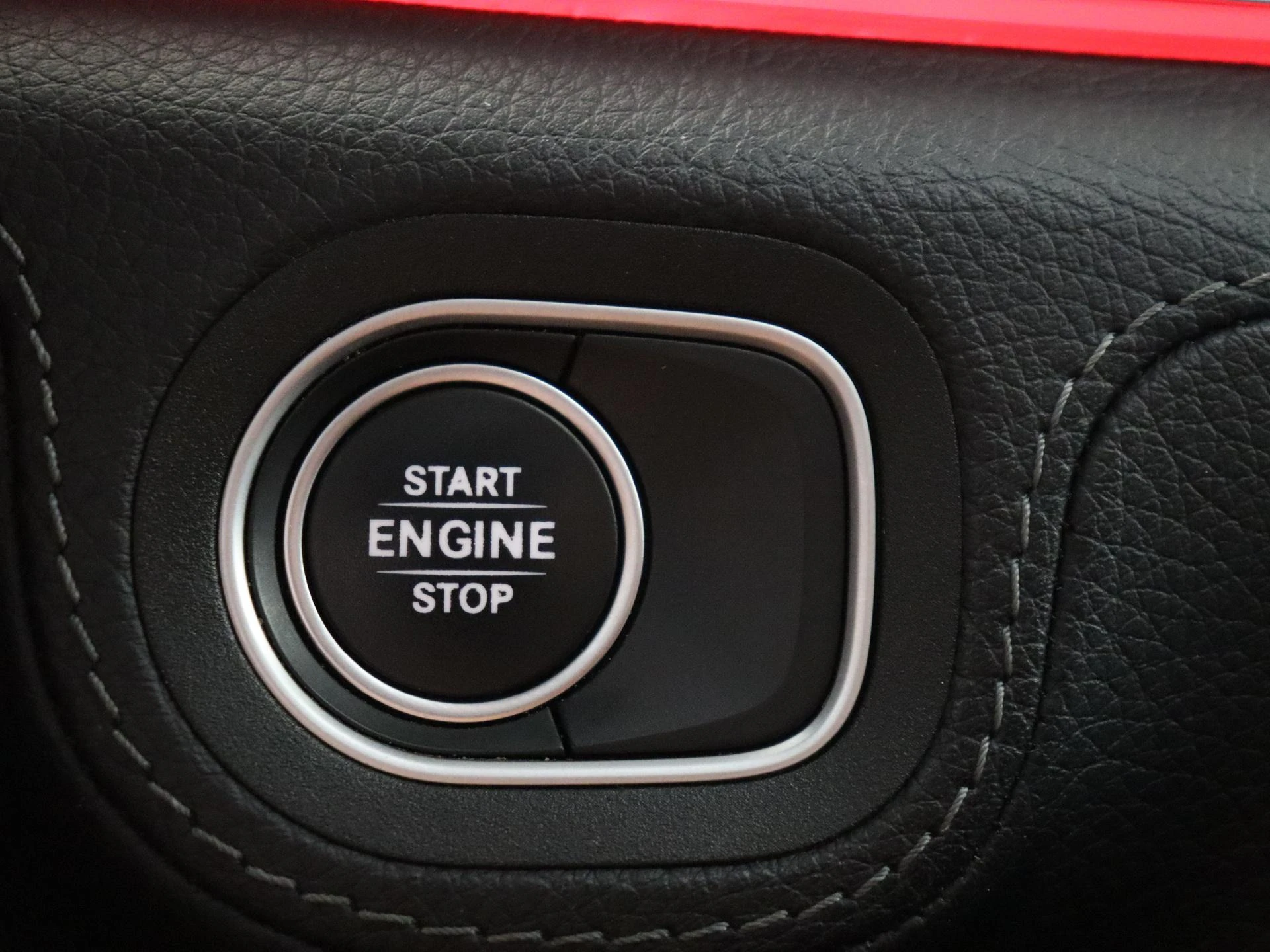 Mercedes-Benz-GLE-image-22