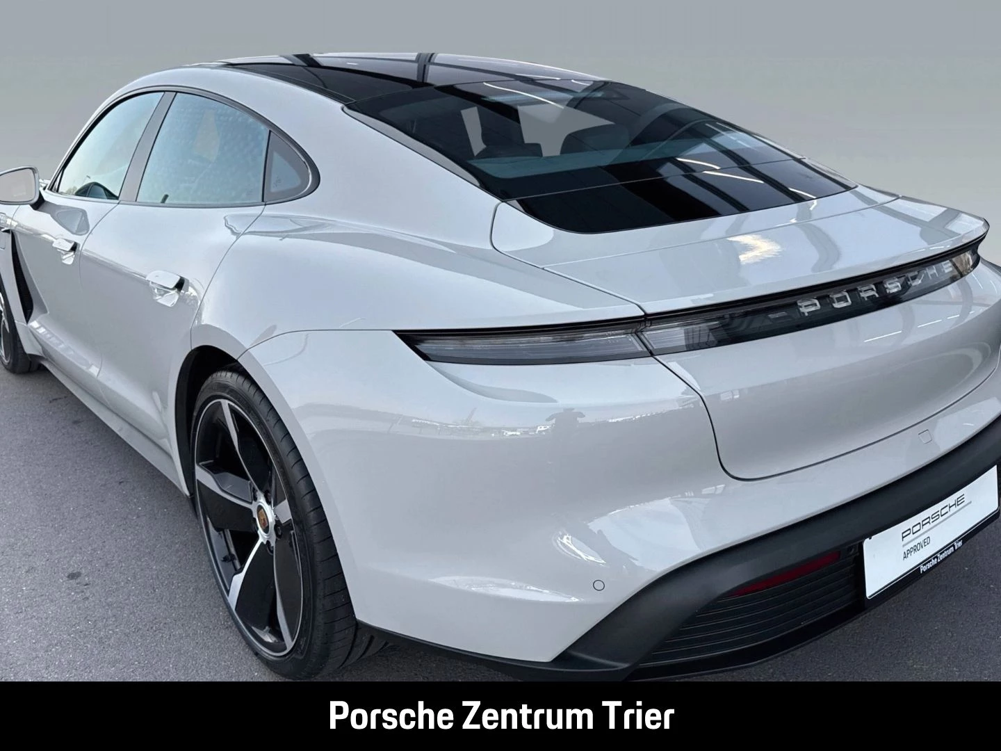 Porsche Taycan 4S HA-Lenkung Nachtsicht InnoDrive BOSE -