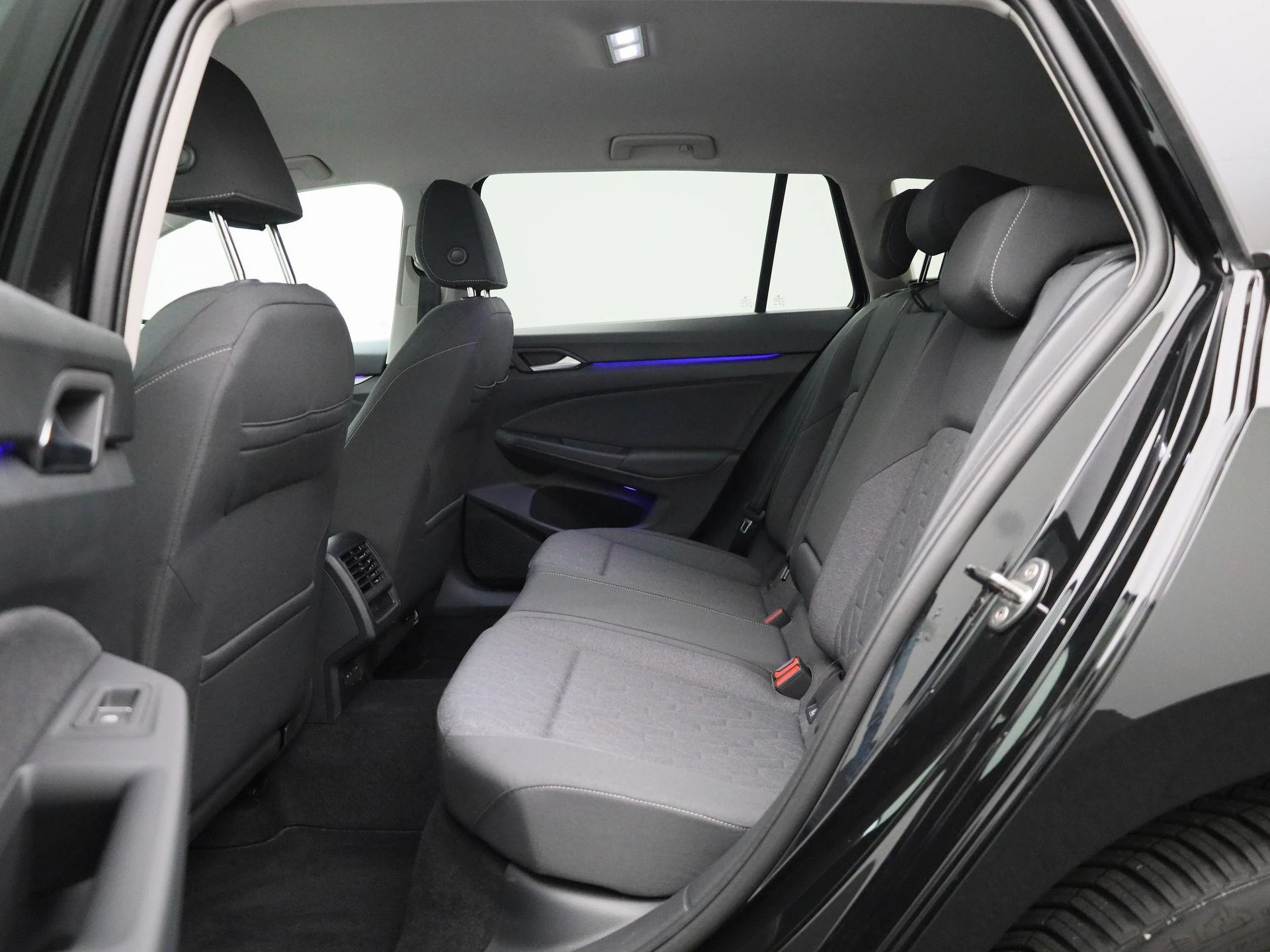 Volkswagen Golf - 12