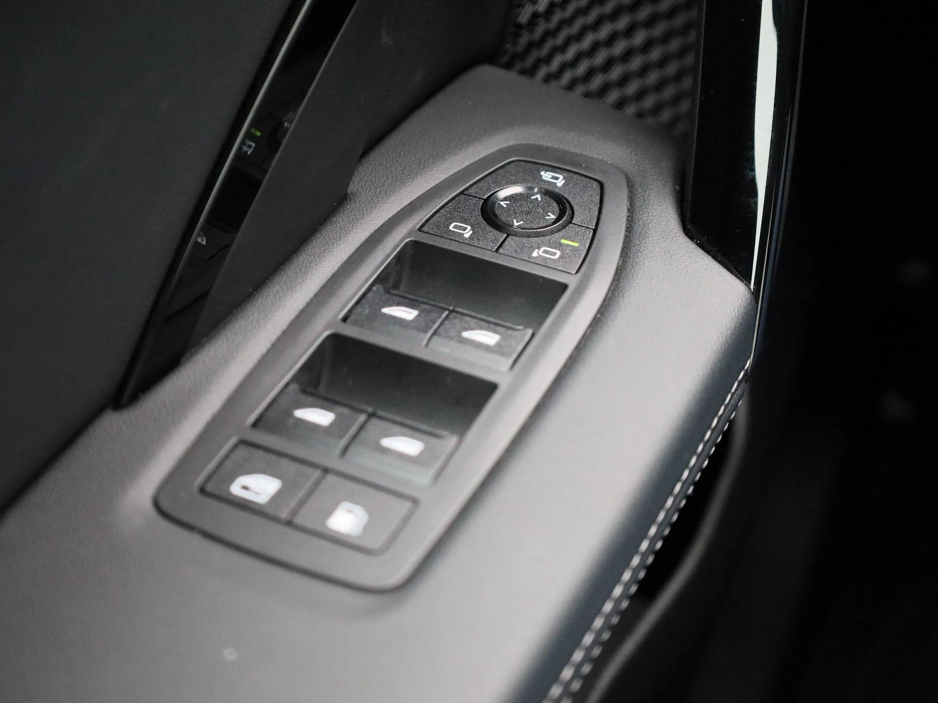 BMW-X1-image-35