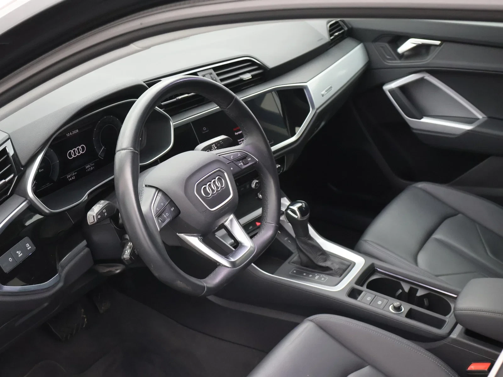 Audi Q3 Sportback PHEV Audi Q3 PHEV Sportback S line 45 TFSIe 245PK *AUTOMAAT*VIRTUAL COCKPIT*PDC*CAMERA*APP-CONNECT*...*