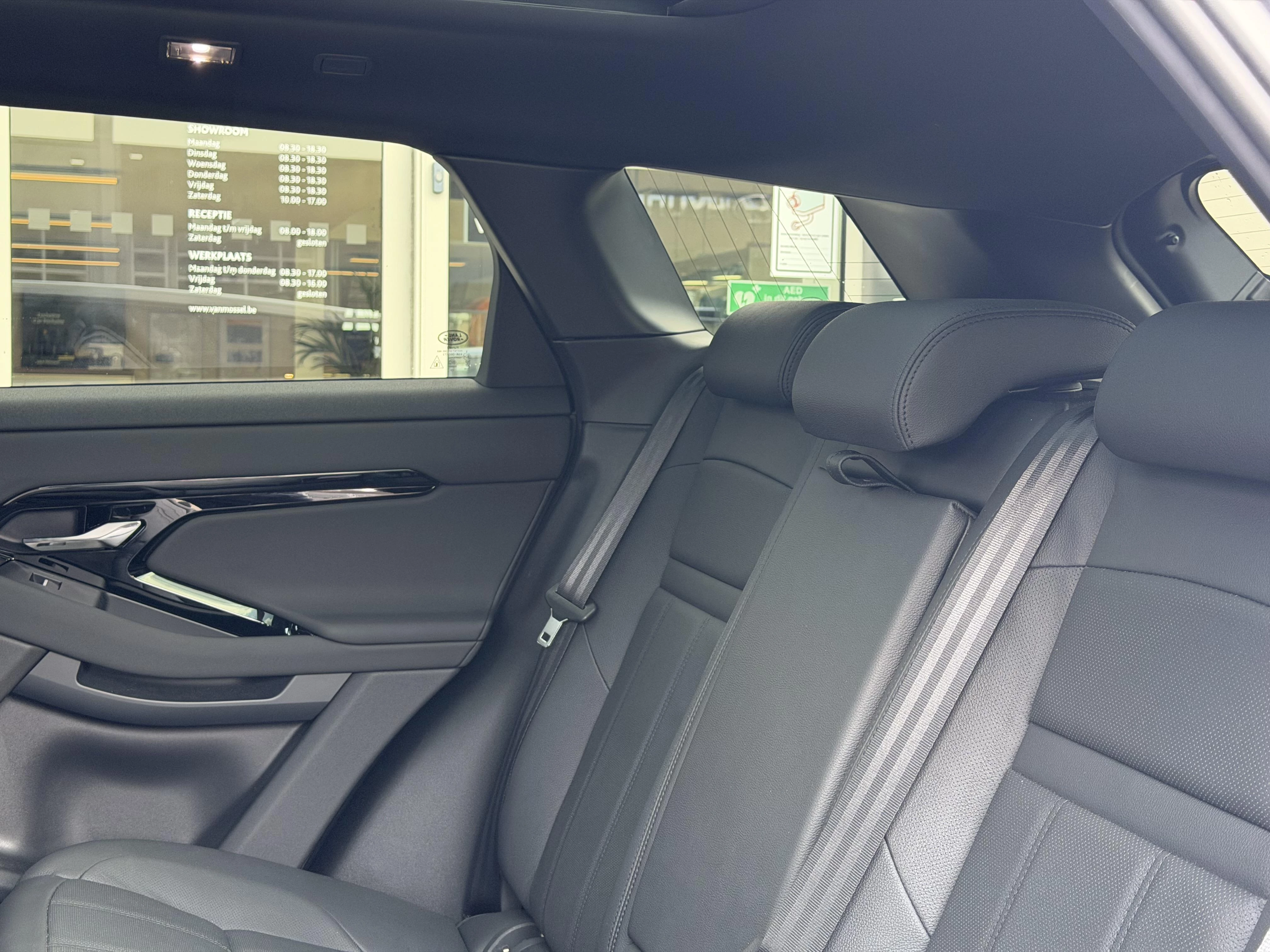 Land Rover Range Rover Evoque P300e S AWD Auto. 24MY