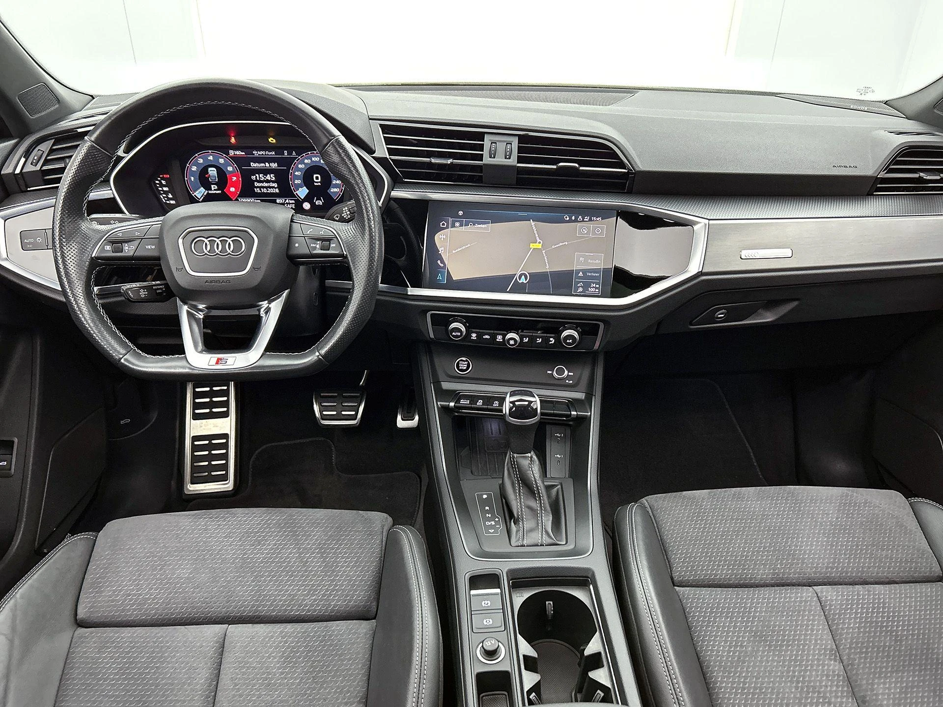 Audi-Q3-image-18