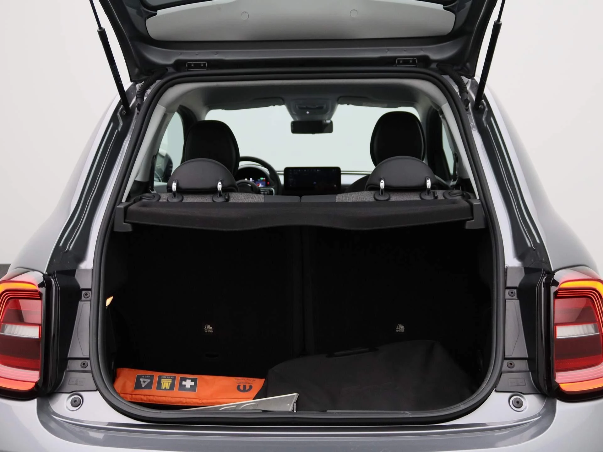 Fiat-500e-image-14