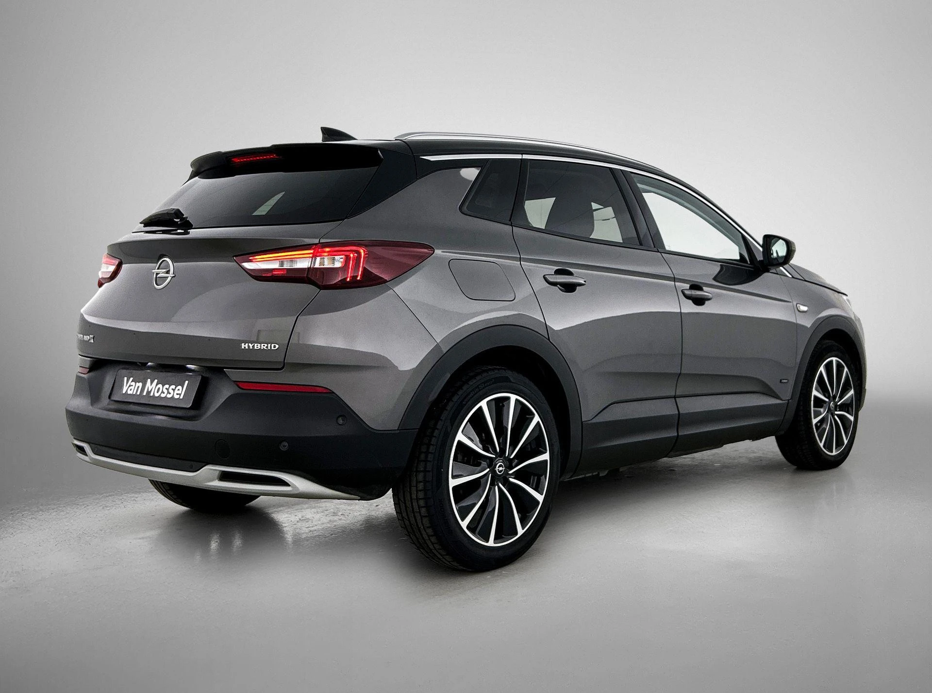 Opel-Grandland X-image-3