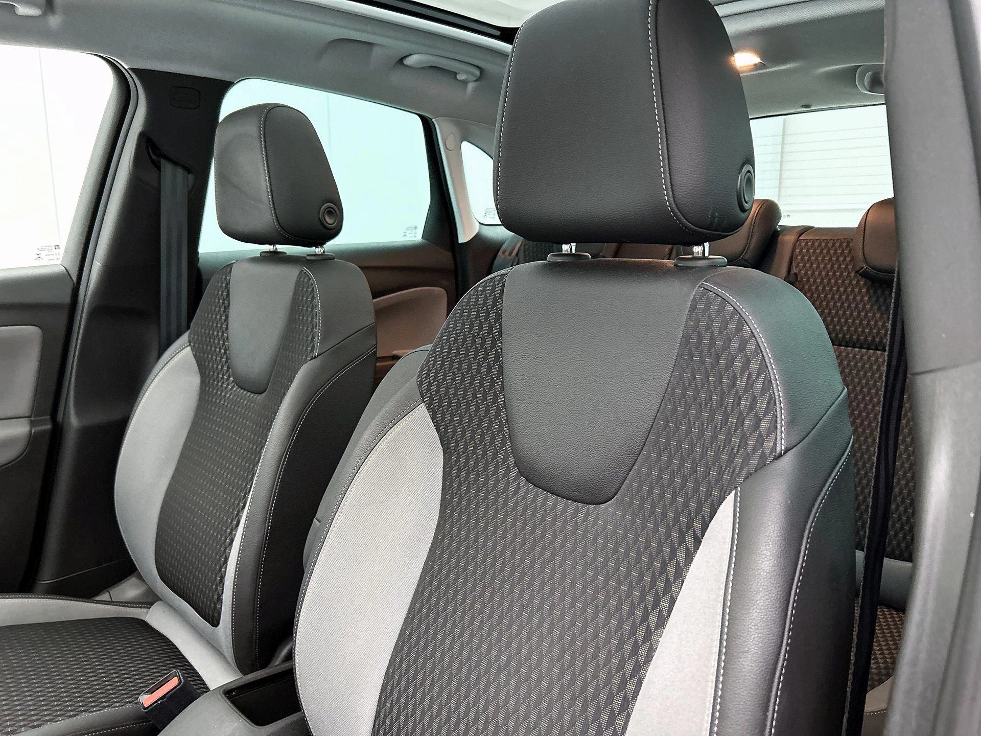 Opel-Crossland X-image-14