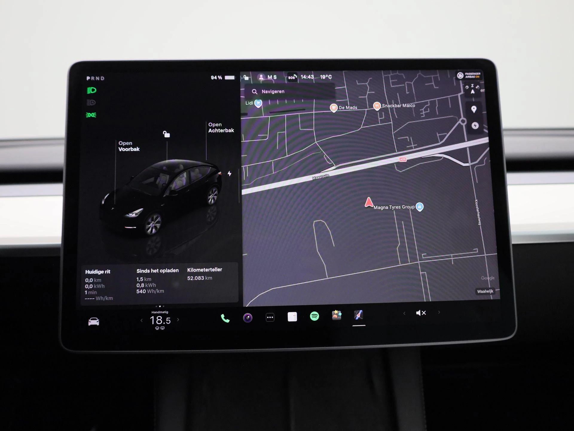 Tesla-Model Y-image-14